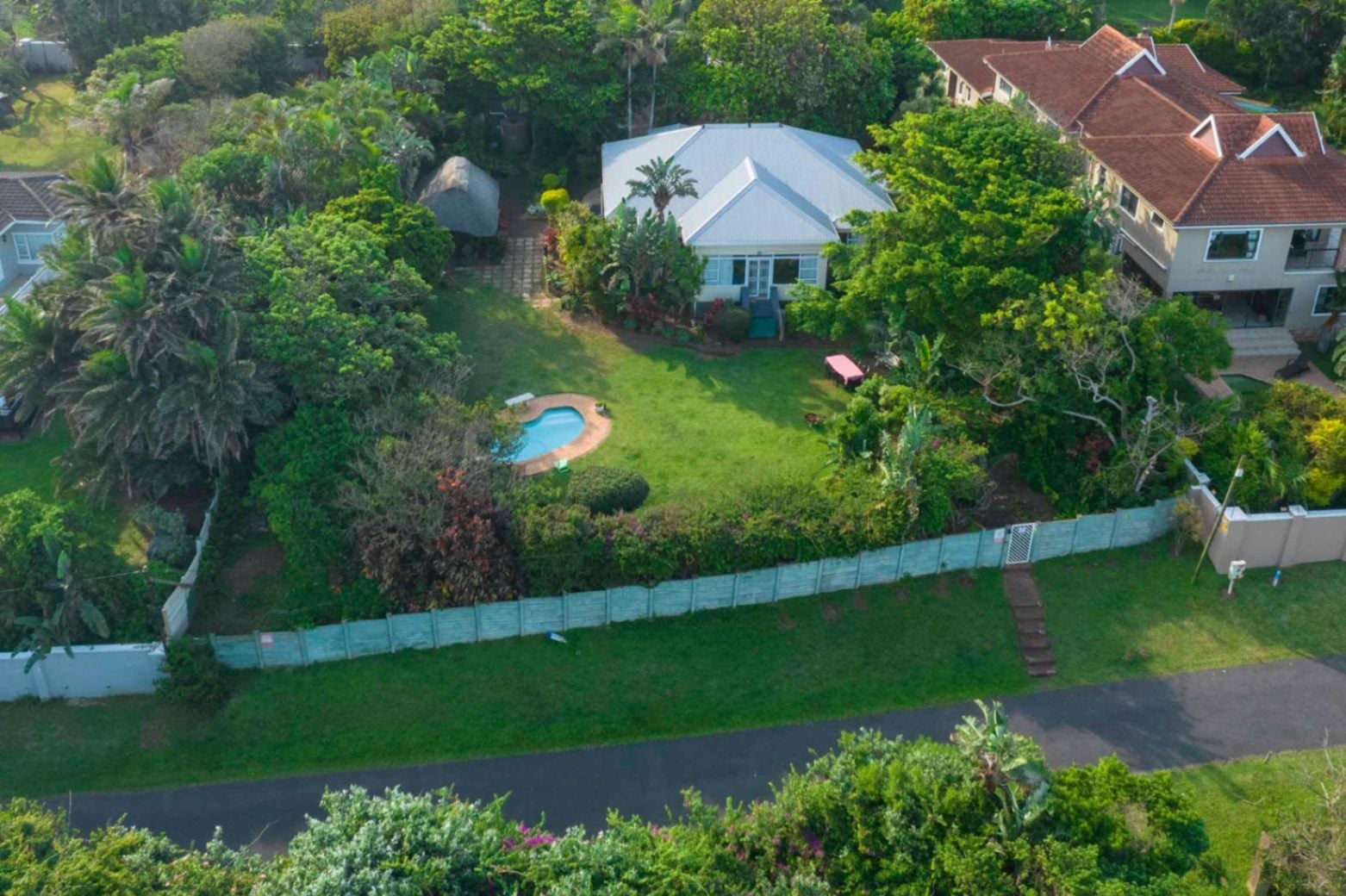 Coastal Property & Established Guest Accommodation Business – Sold as a Going Concern