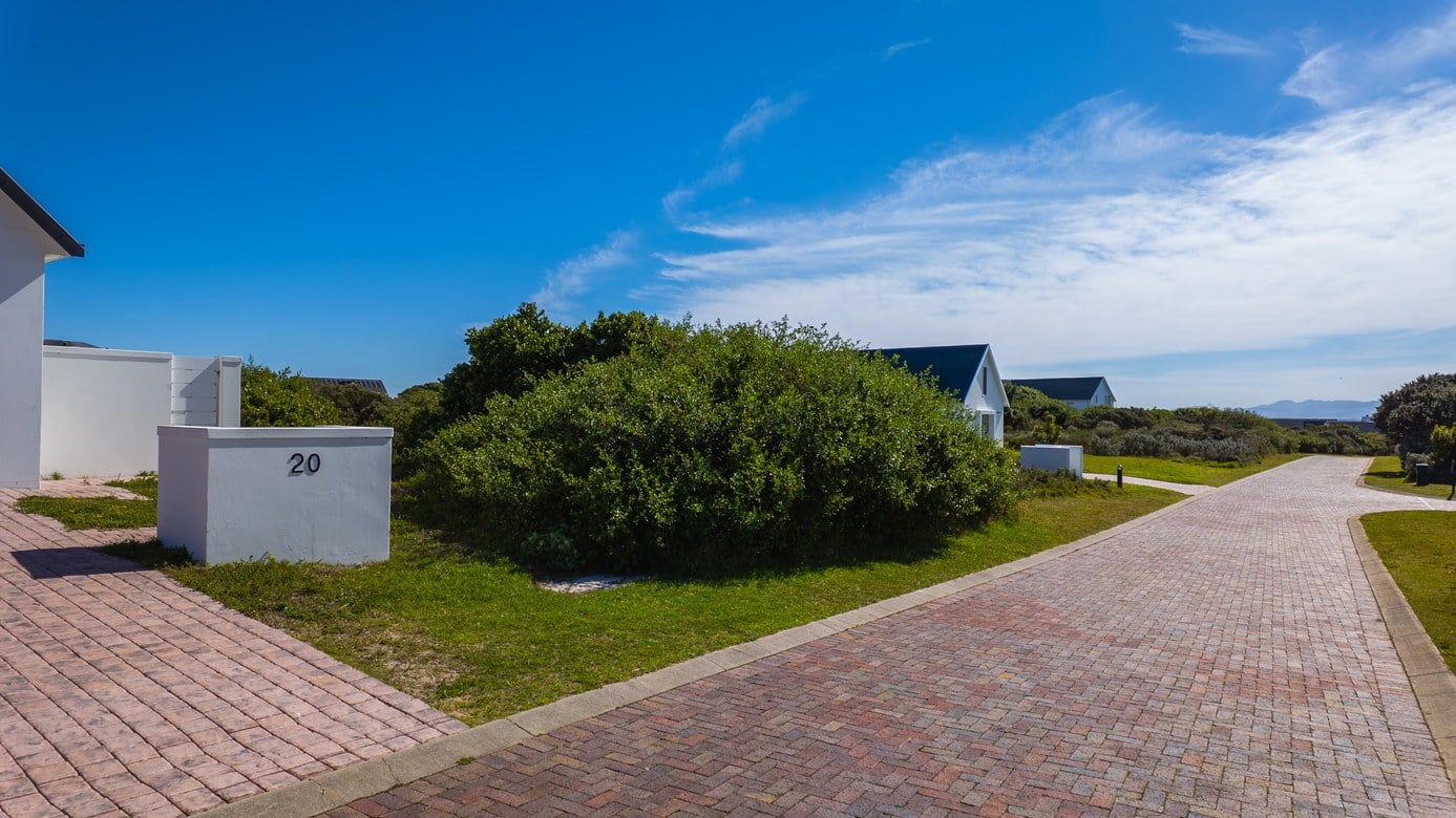 St Francis Links: Your Dream Estate Awaits
