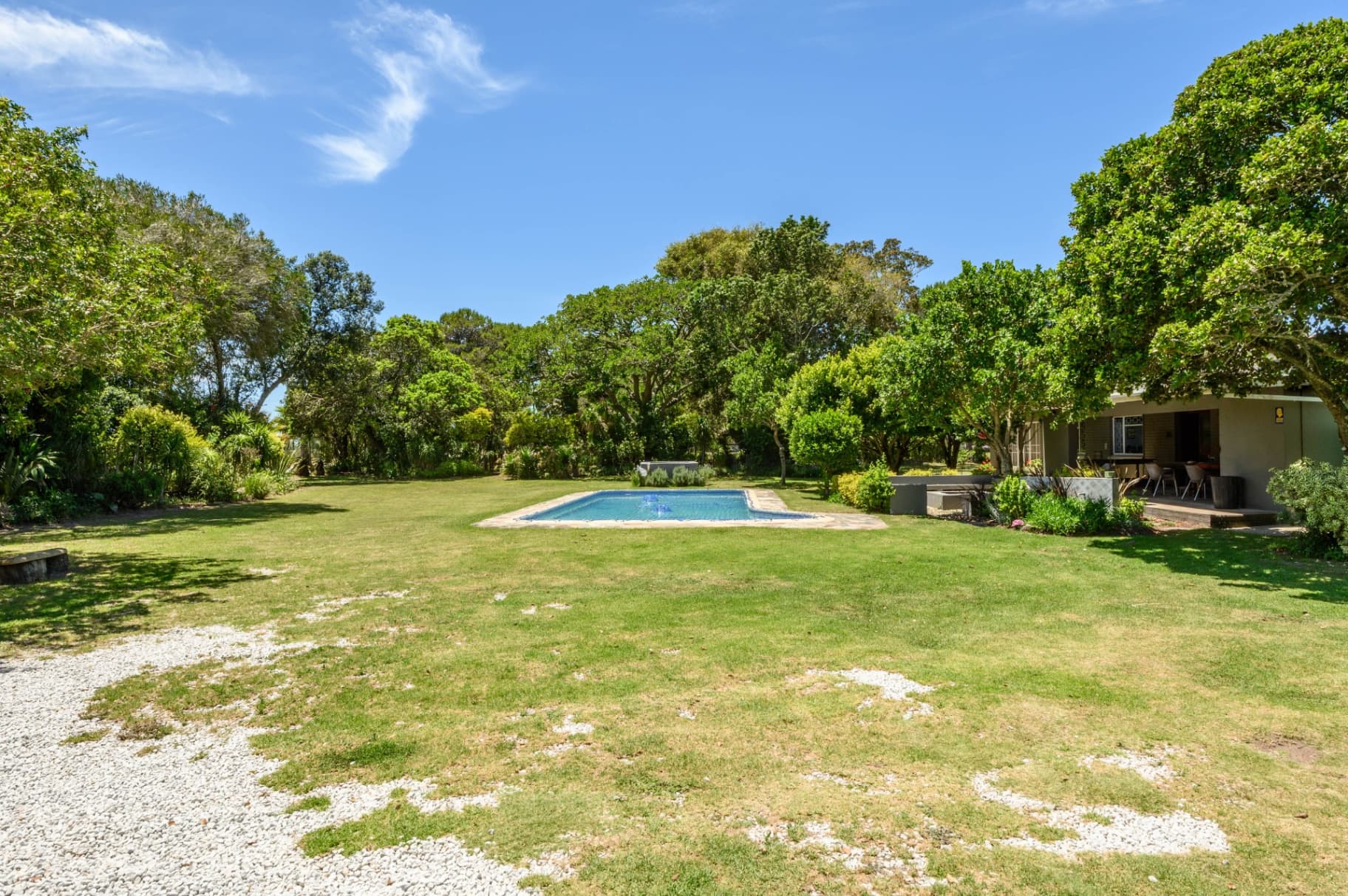 Luxury Guesthouse Situated in sought after Thescombe
