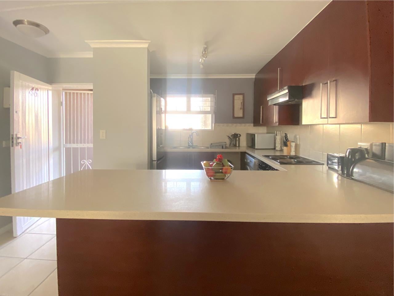 Luxury Fully Furnished 2-Bedroom Apartment in the Prestigious Tamarack Complex