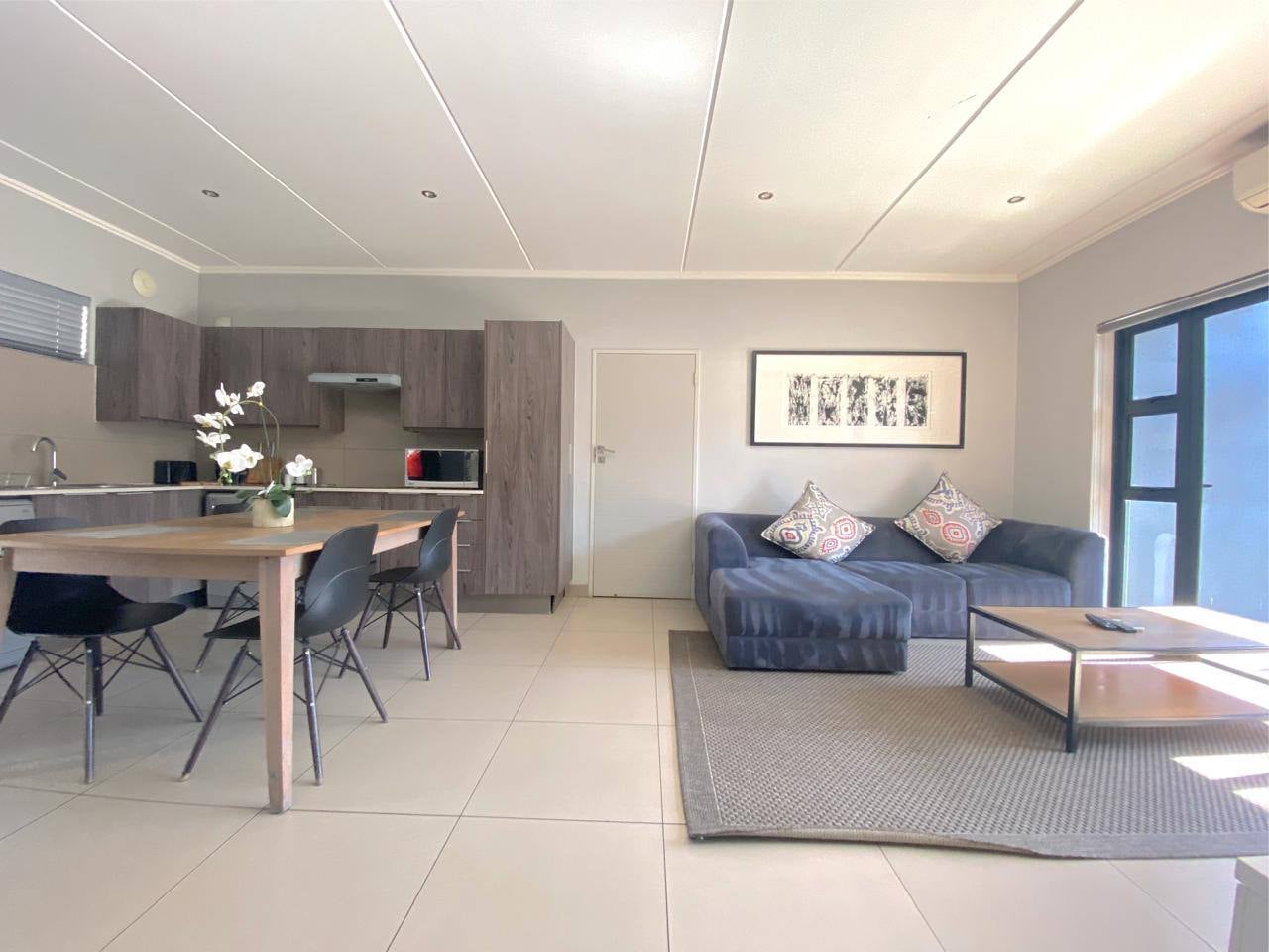 Modern Fully Furnished 2 Bedroom Apartment for Rent in Odyssey