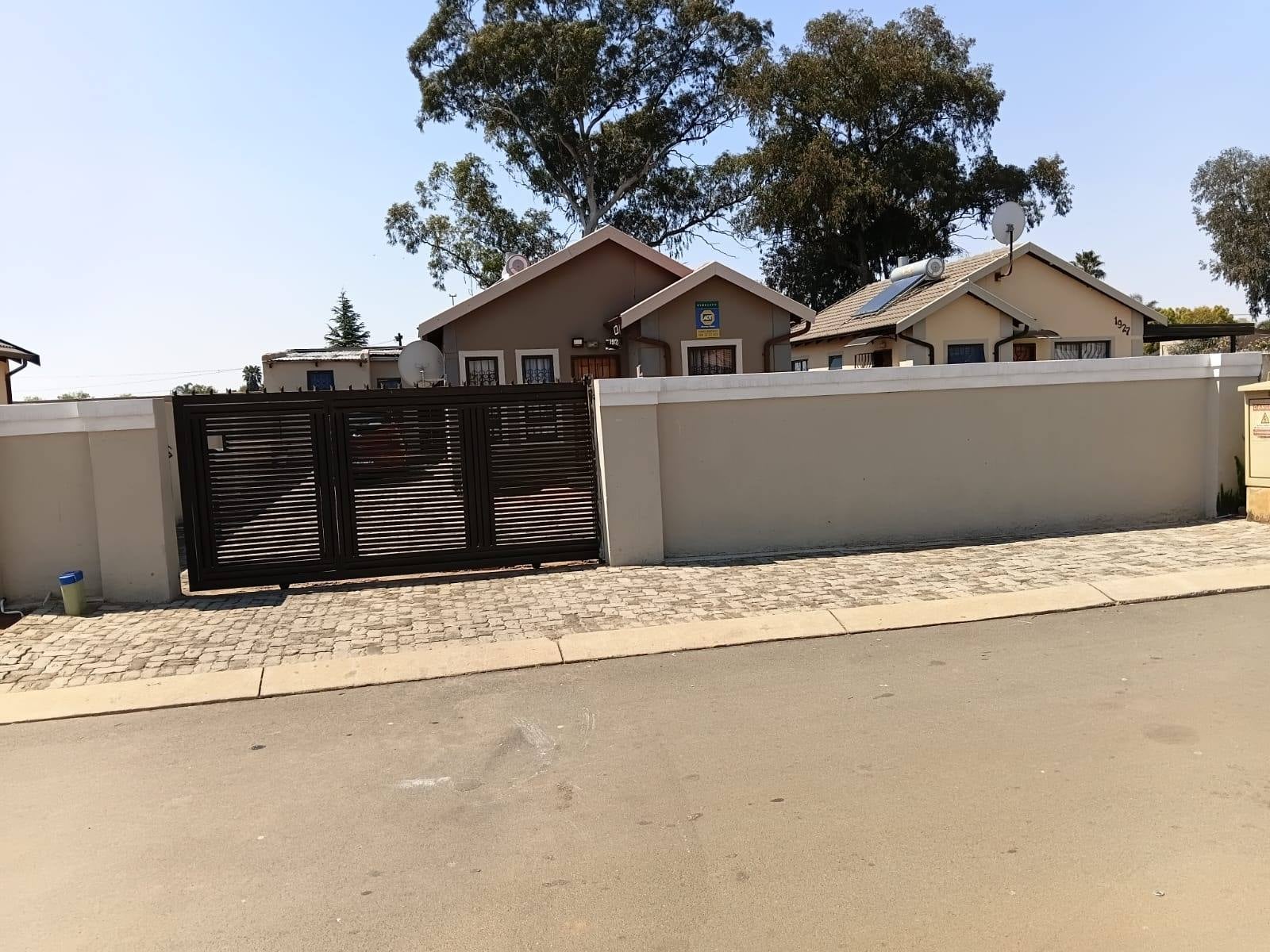 Family Home With Two Rental Units