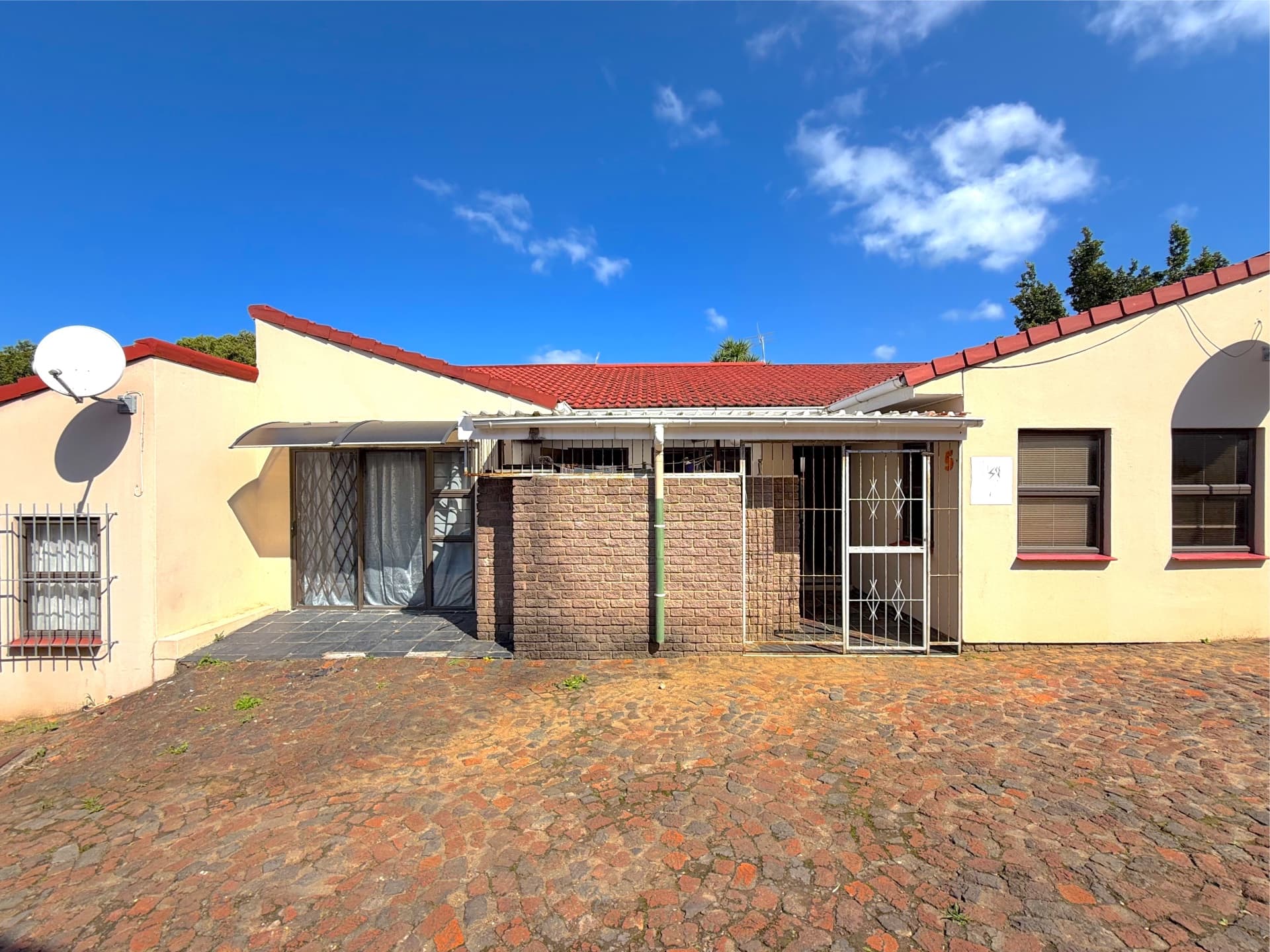 Spacious One Hundred And Eighty Three Square Metre Home For Sale Cambridge