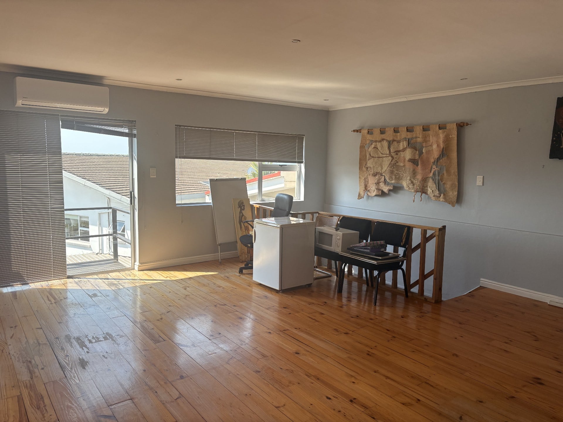 Separate Office Space To Let in Humewood