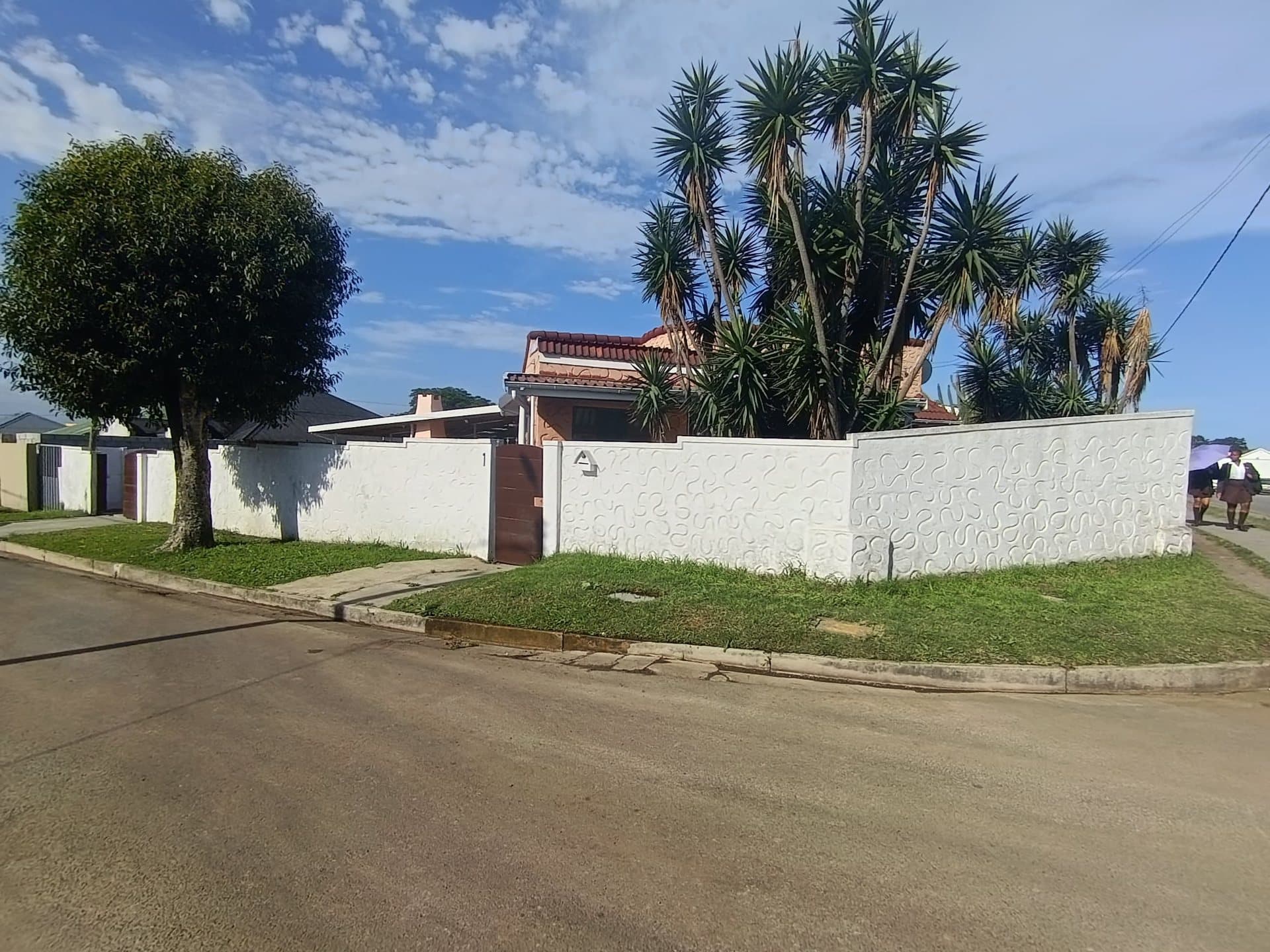 Spacious Four Bedroom Family Home With Double Garage For Sale In Rosemount/Greenfields