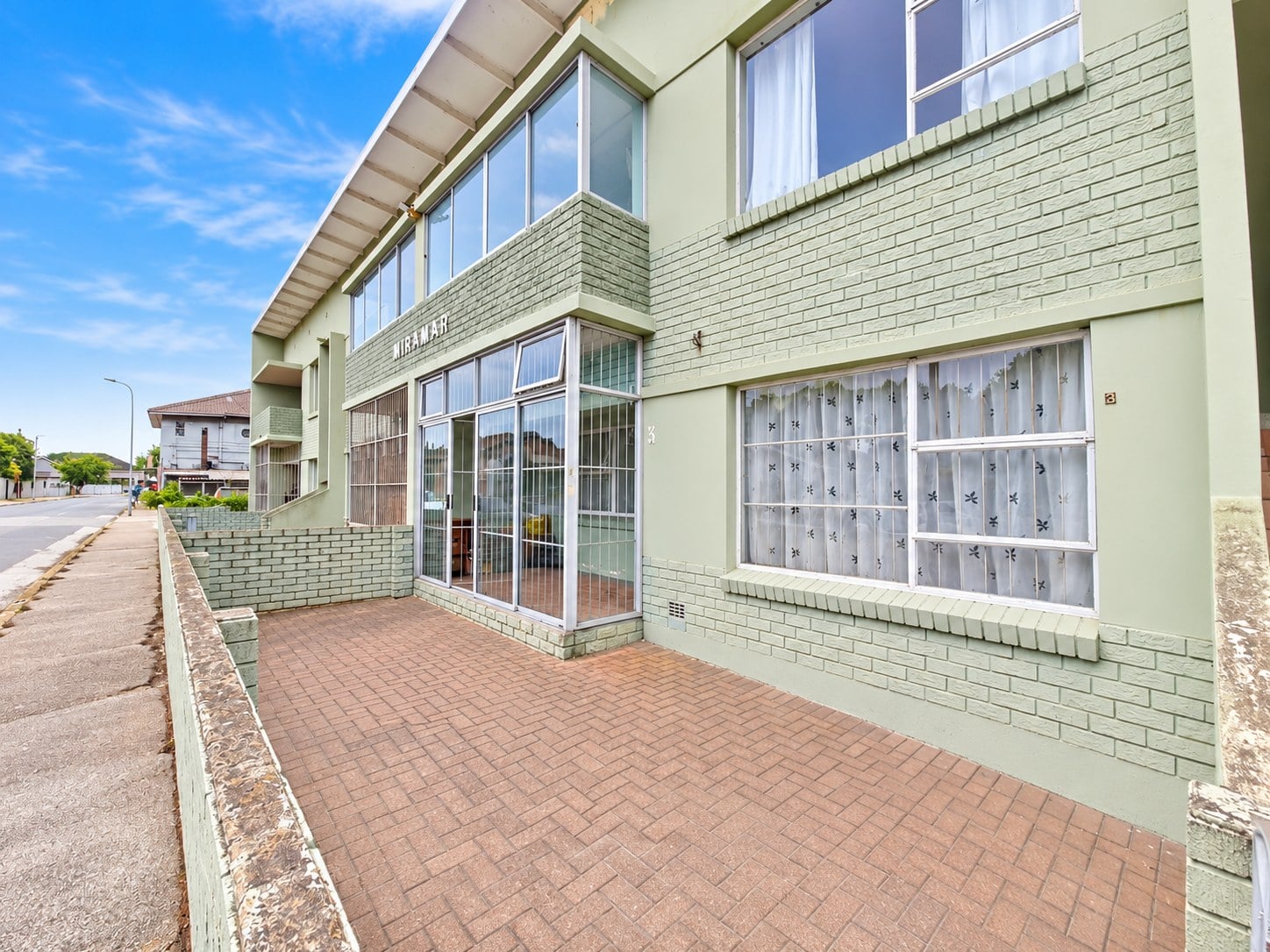 Spacious Two Bedroom Apartment For Sale In The Heart Of Richmond Hill