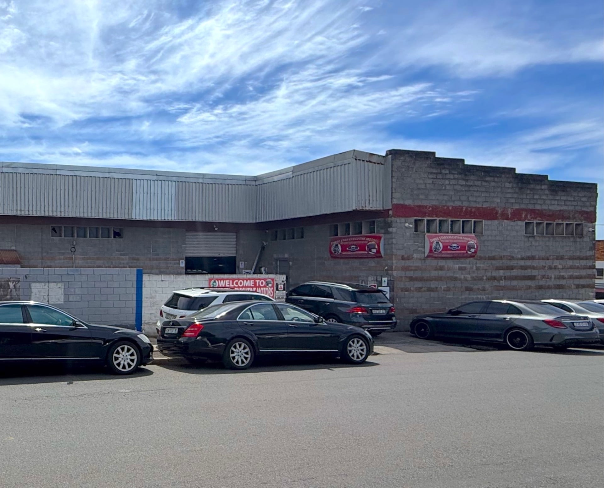 Prime Nine Hundred Square Metre Commercial Property For Sale In Fort Glamorgan