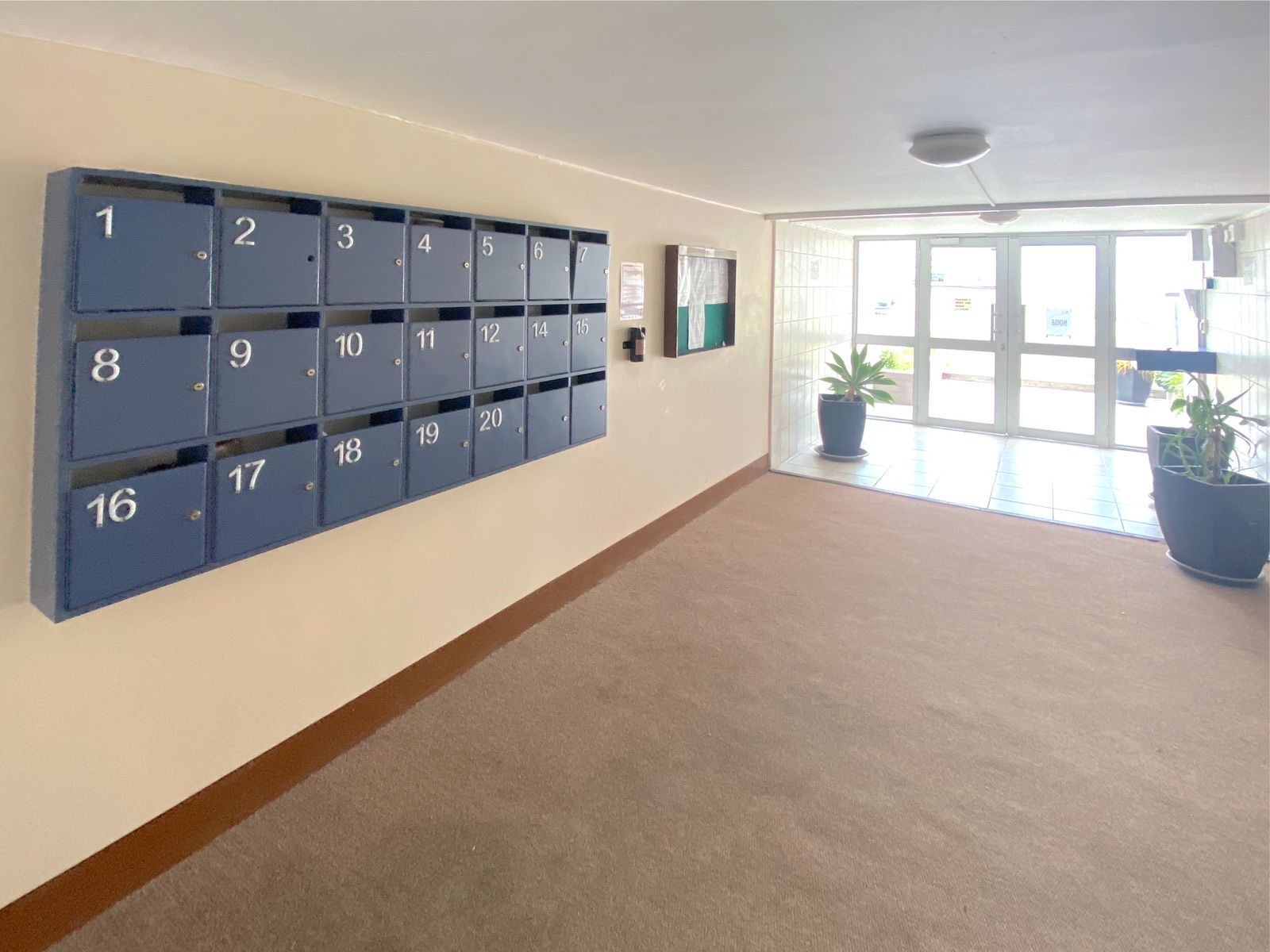 Property photograph 3
