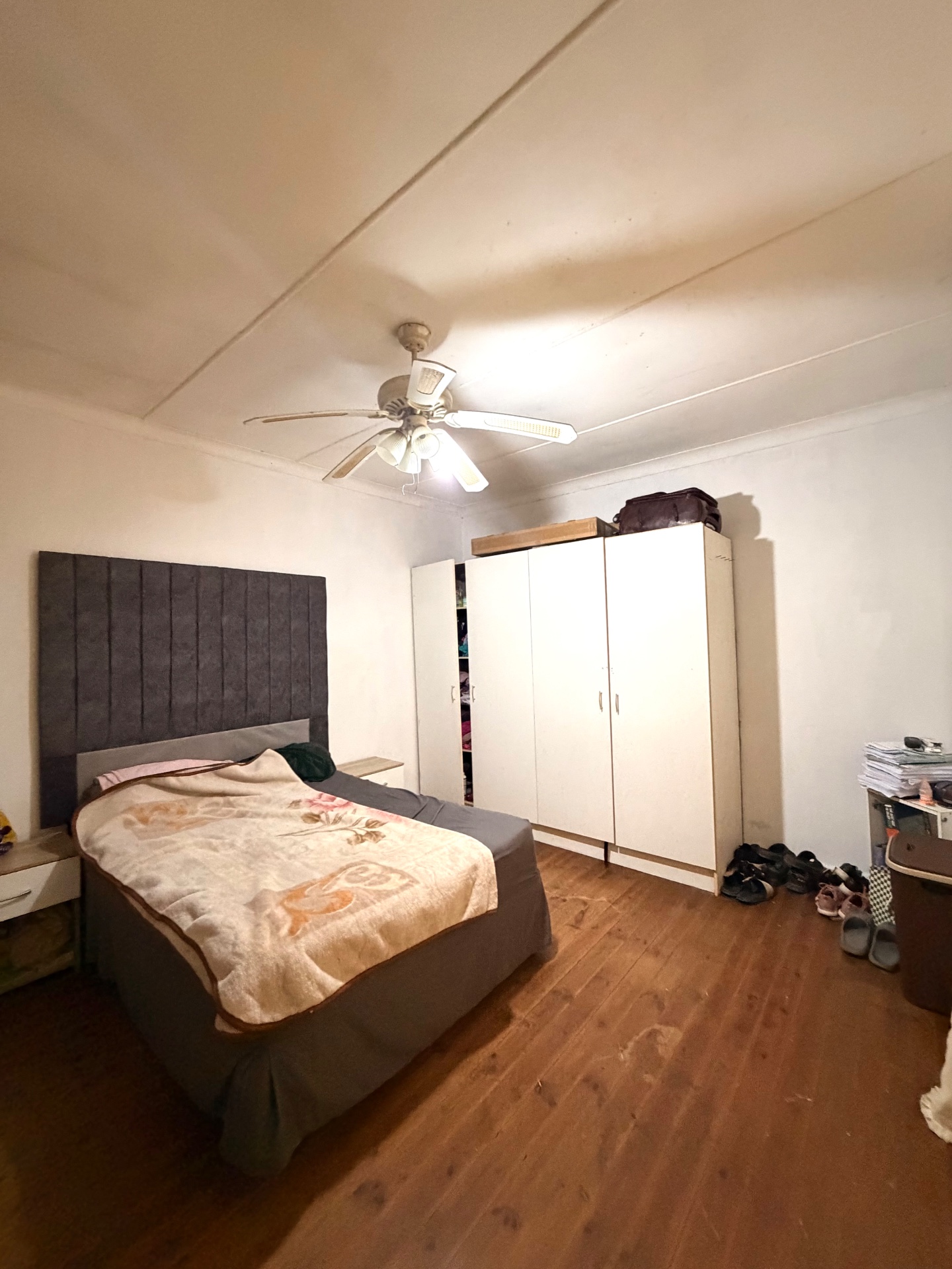 Property photograph 4