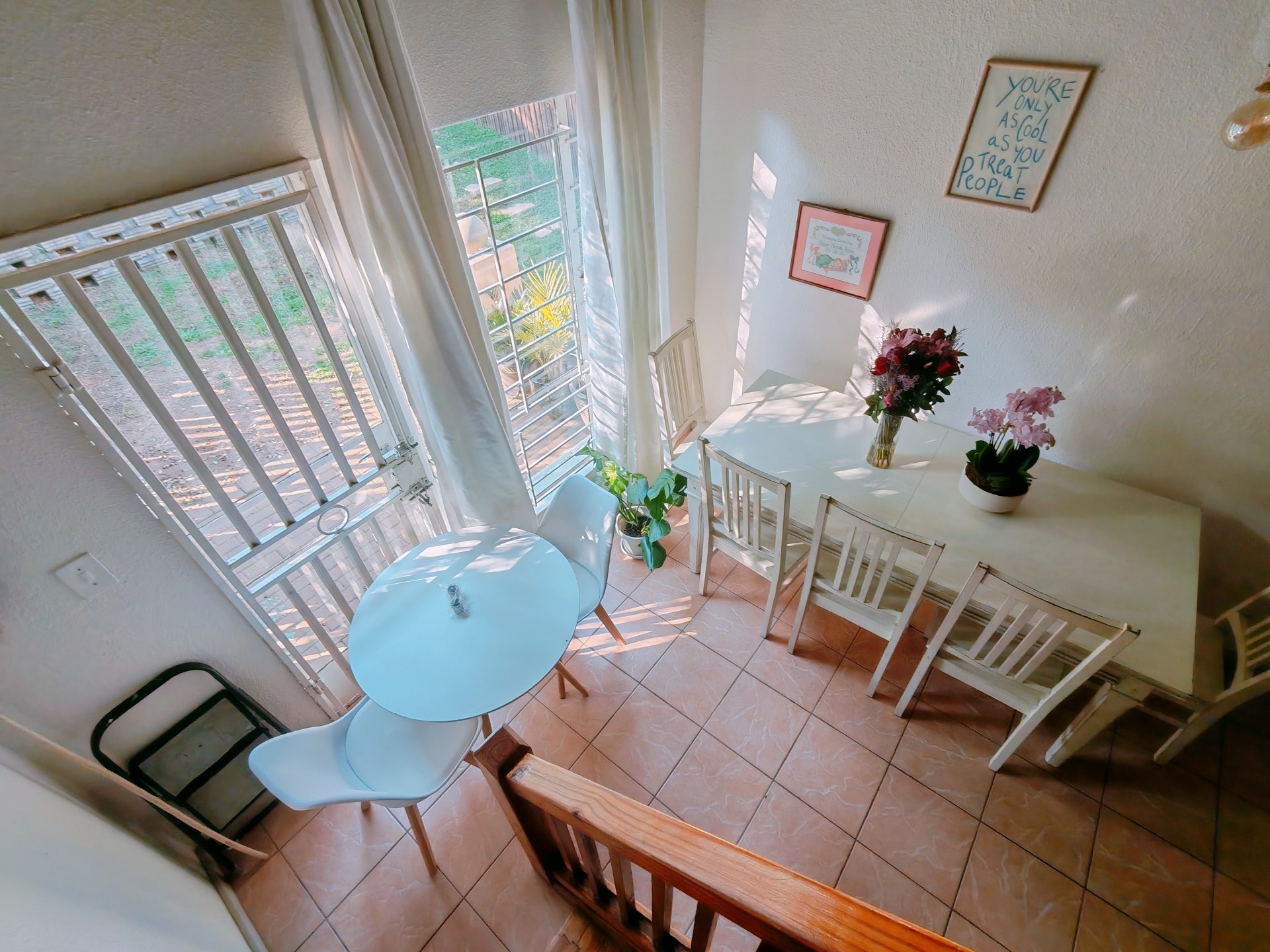 Property photograph 5