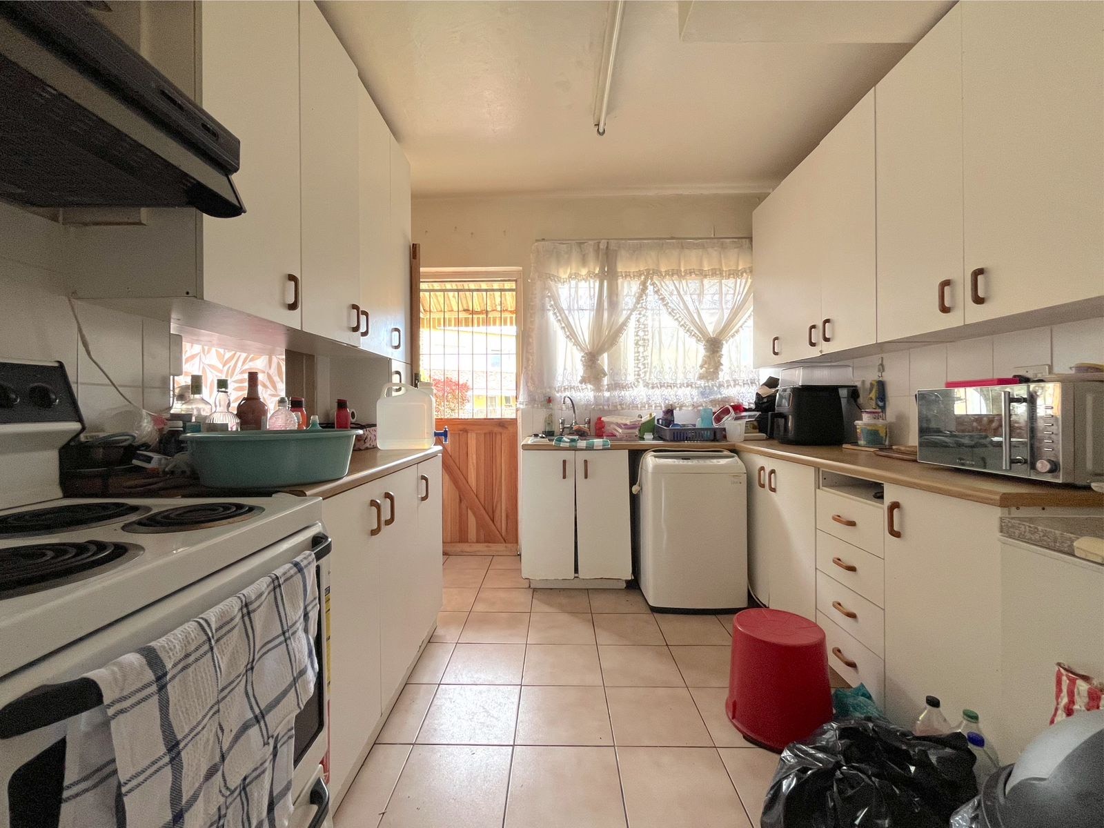 Property photograph 4