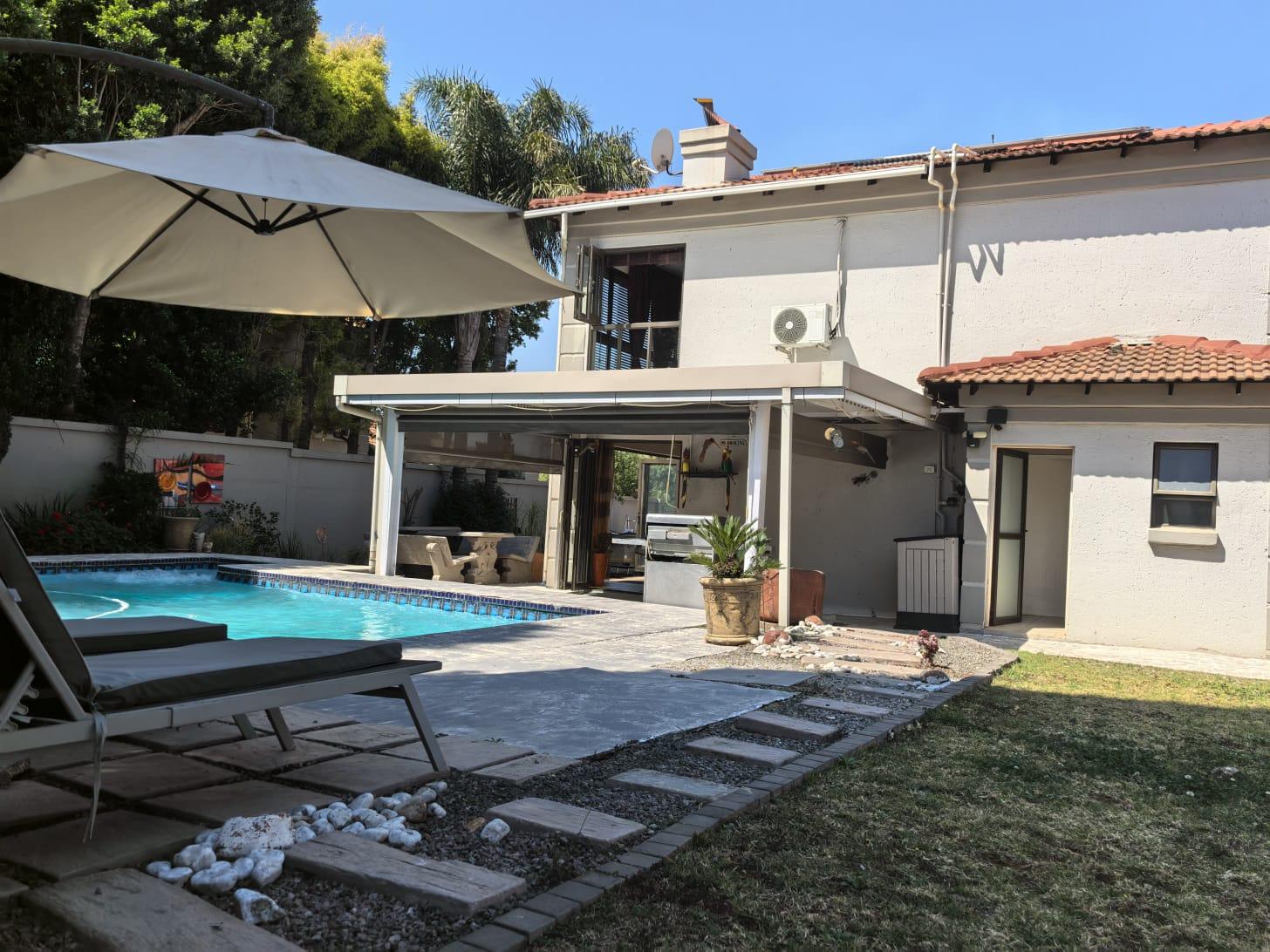 Property photograph 4
