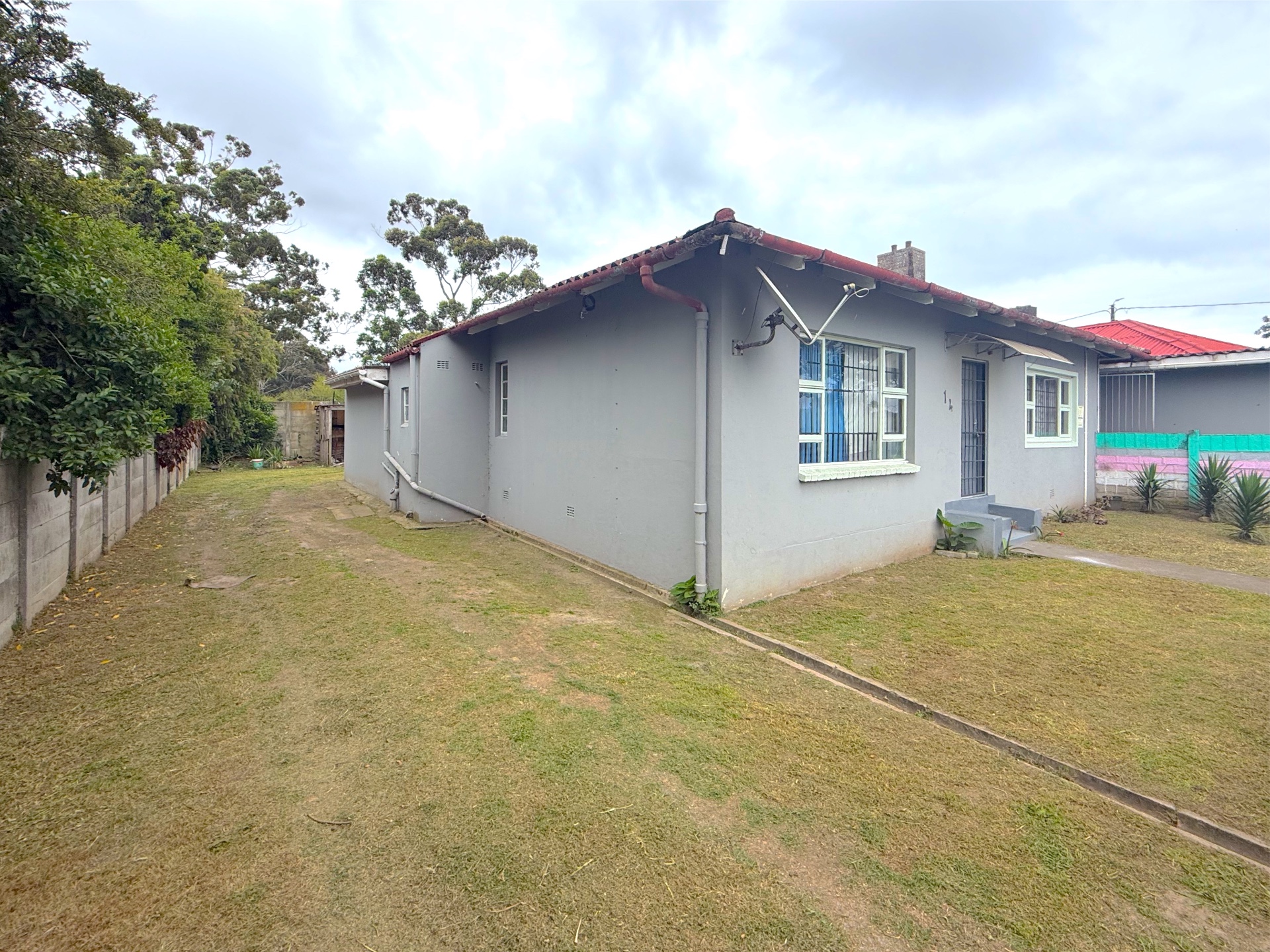 Spacious Two Hundred Thirty Three Square Meter Home With 5 Guaranteed Rental Options