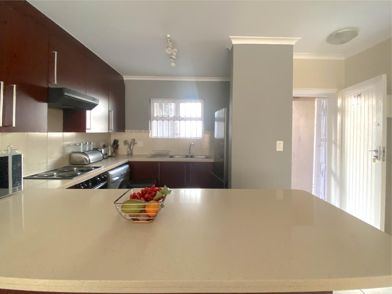 Property photograph 3