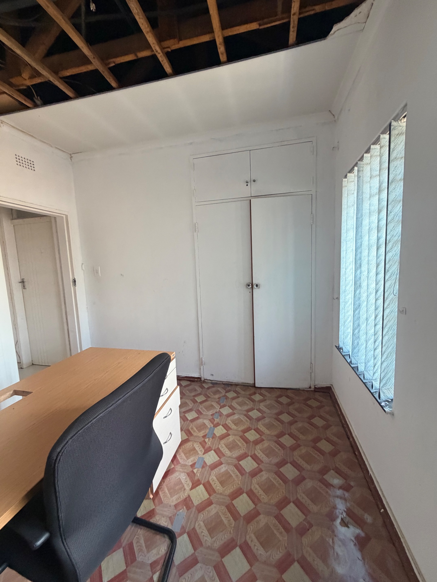 Property photograph 4