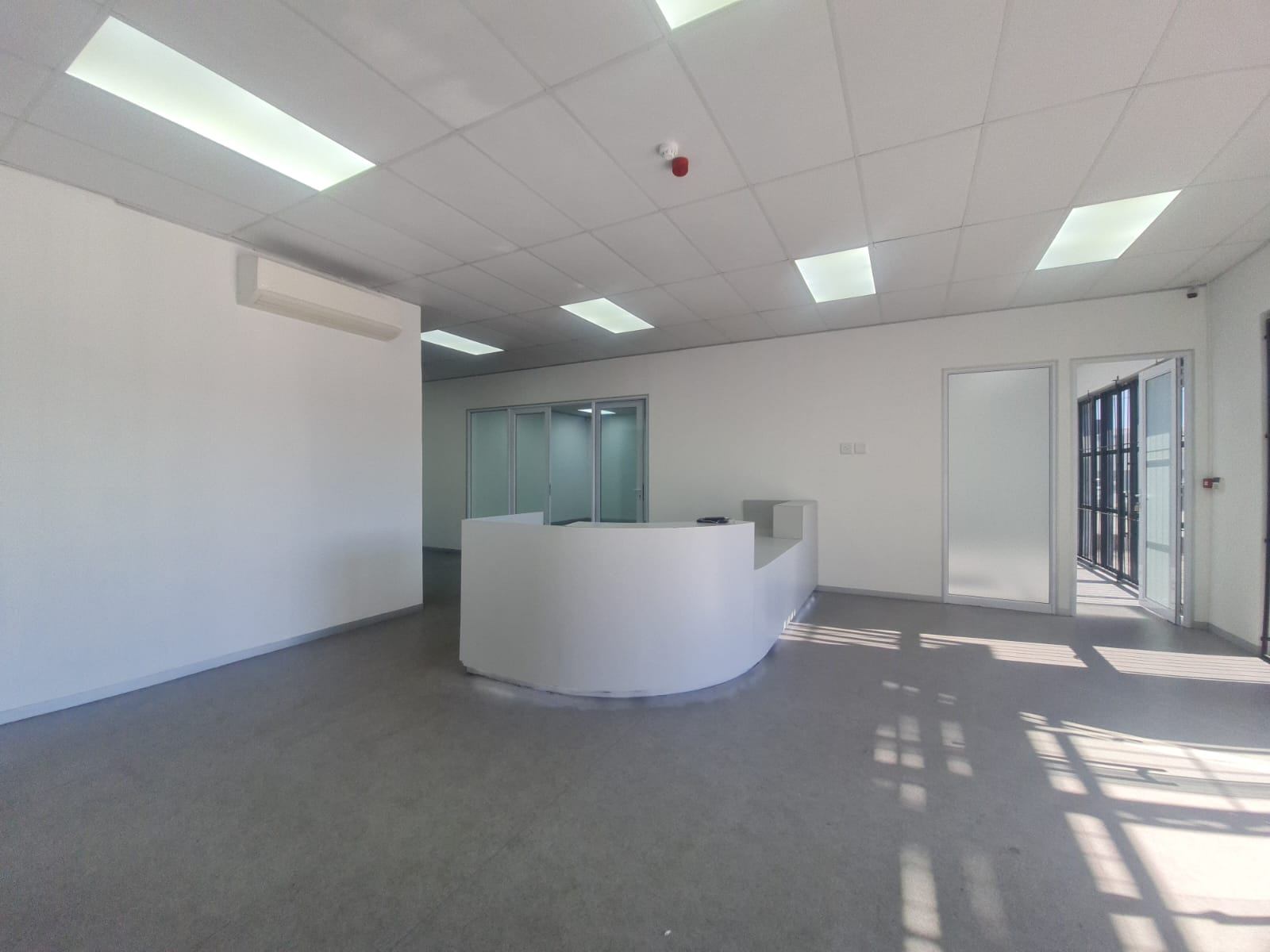 Property photograph 4