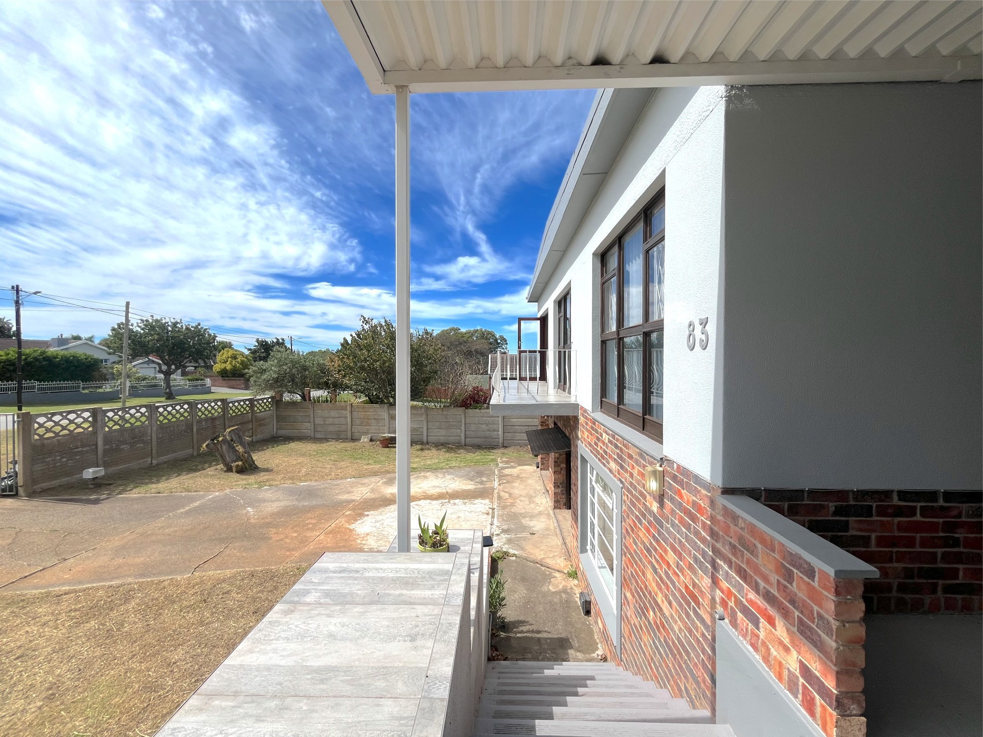 Property photograph 4