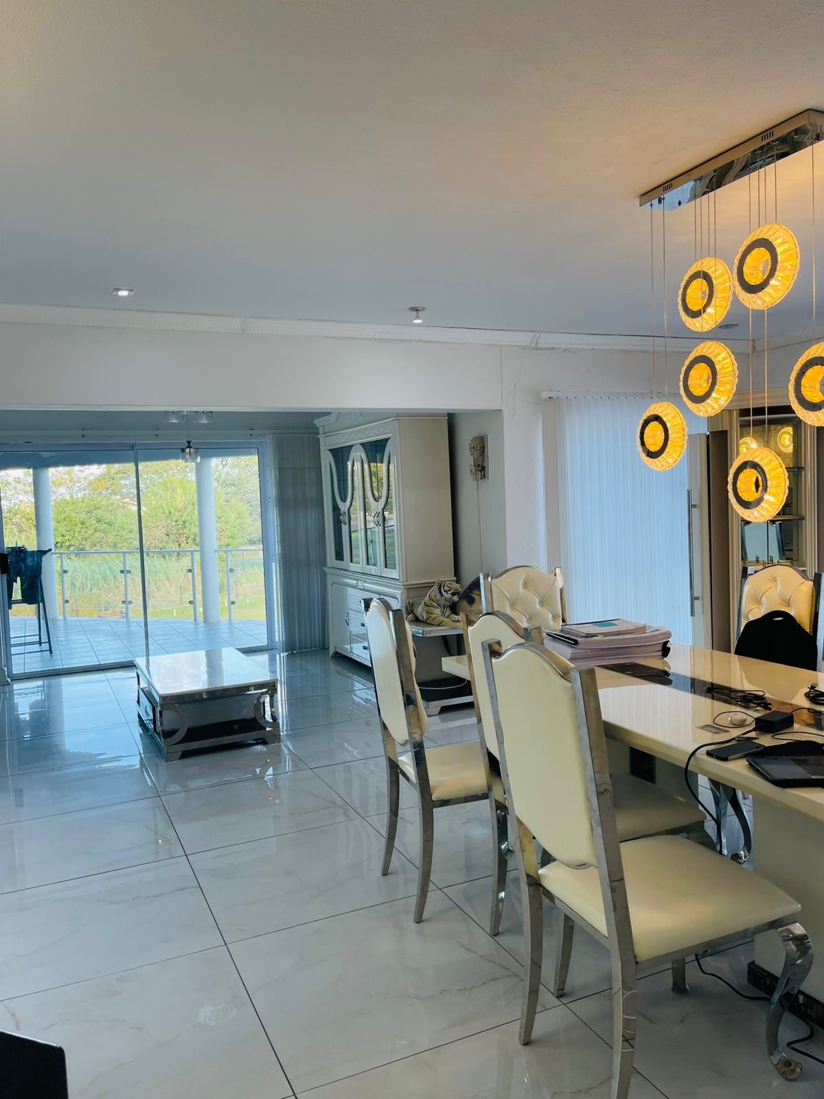5 Bedroom Townhouse for Sale