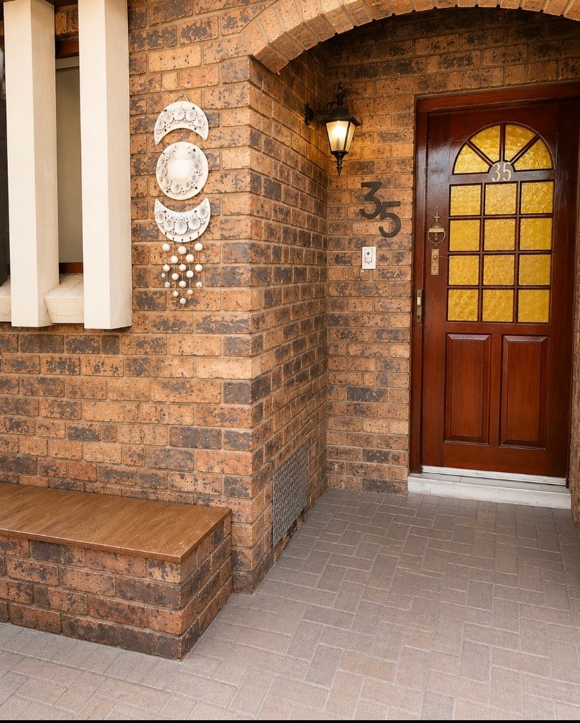 2 Bedroom Gonubie Townhouse For Sale