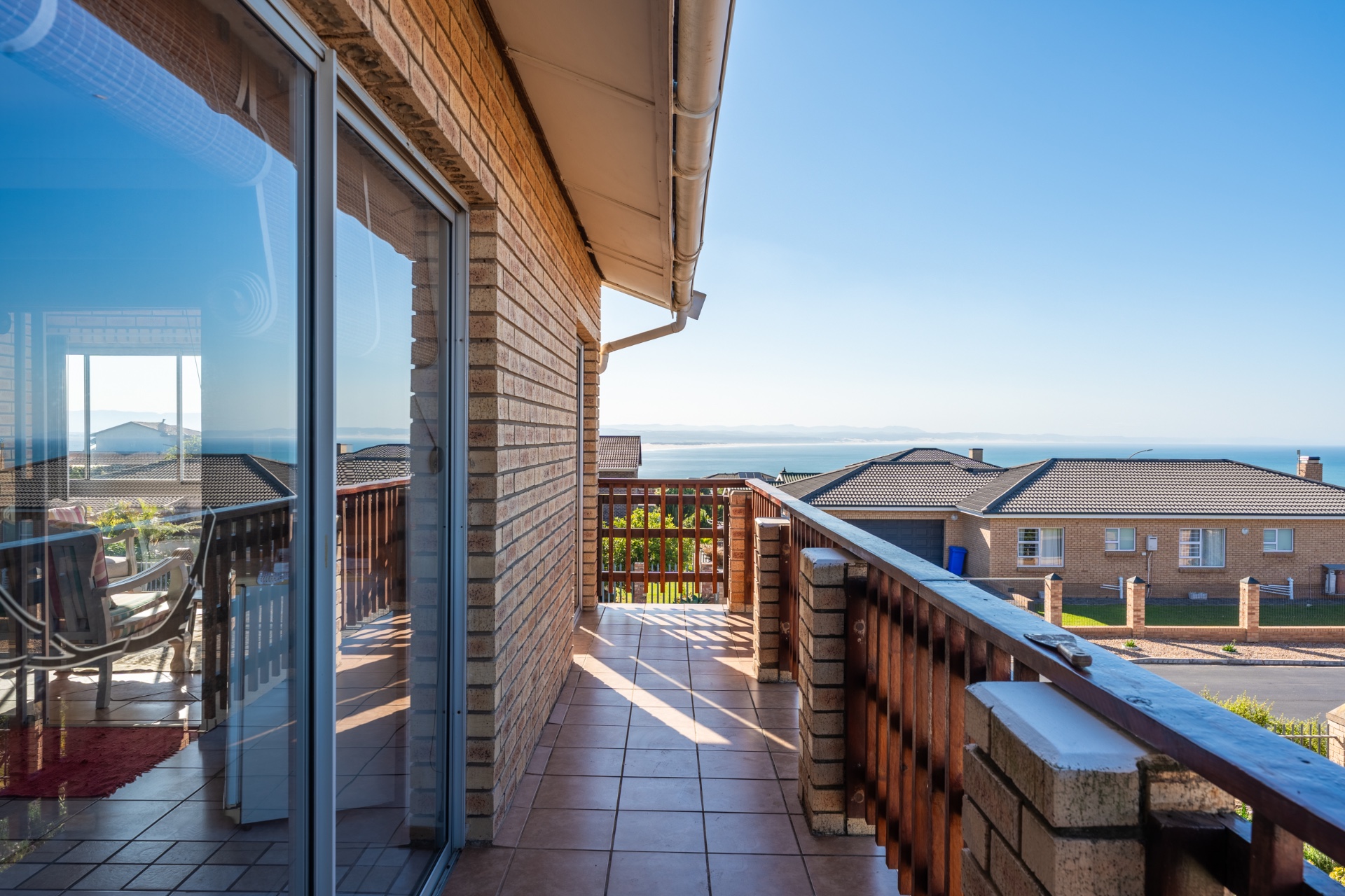 Property photograph 2