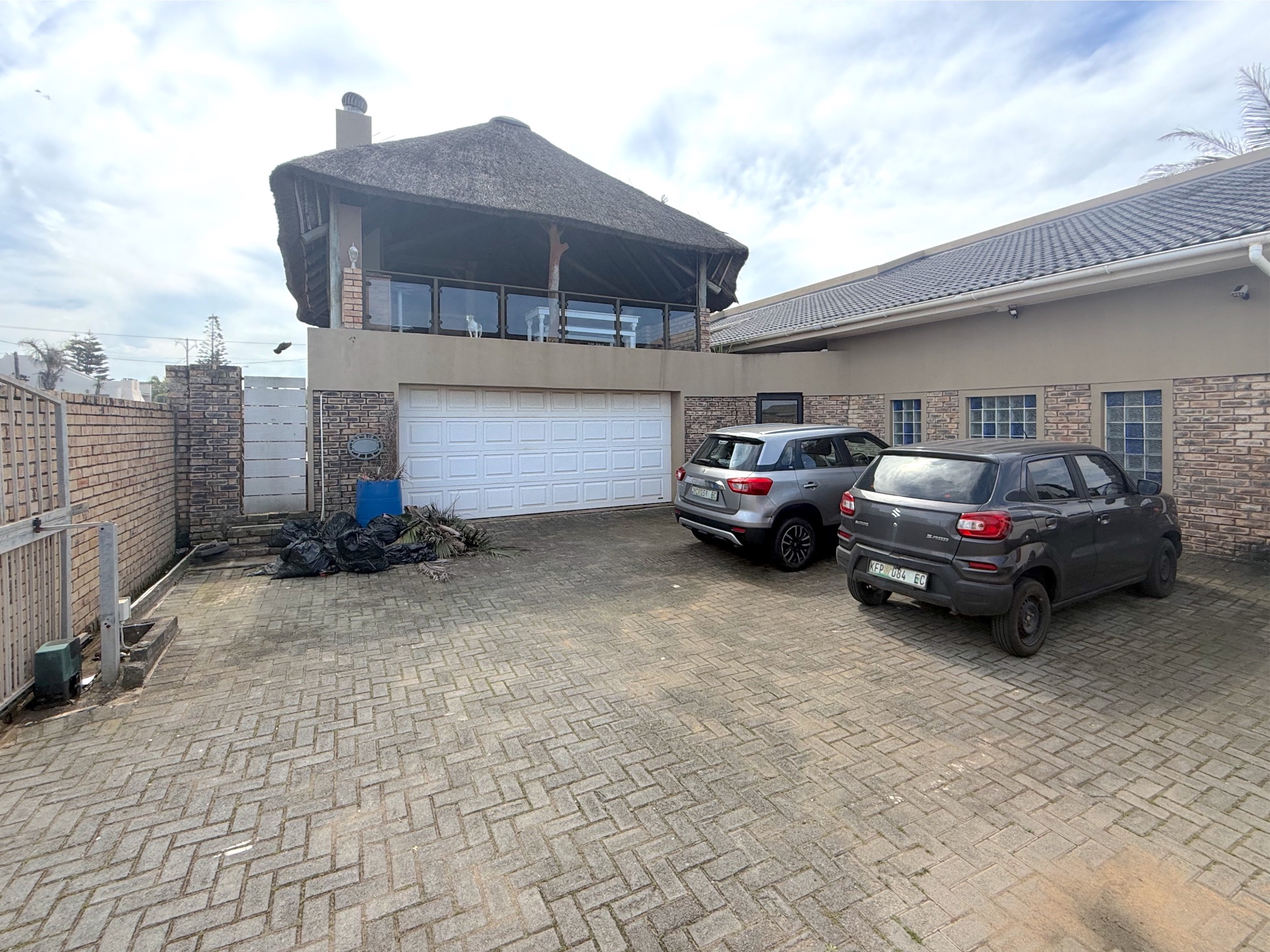 Property photograph 5