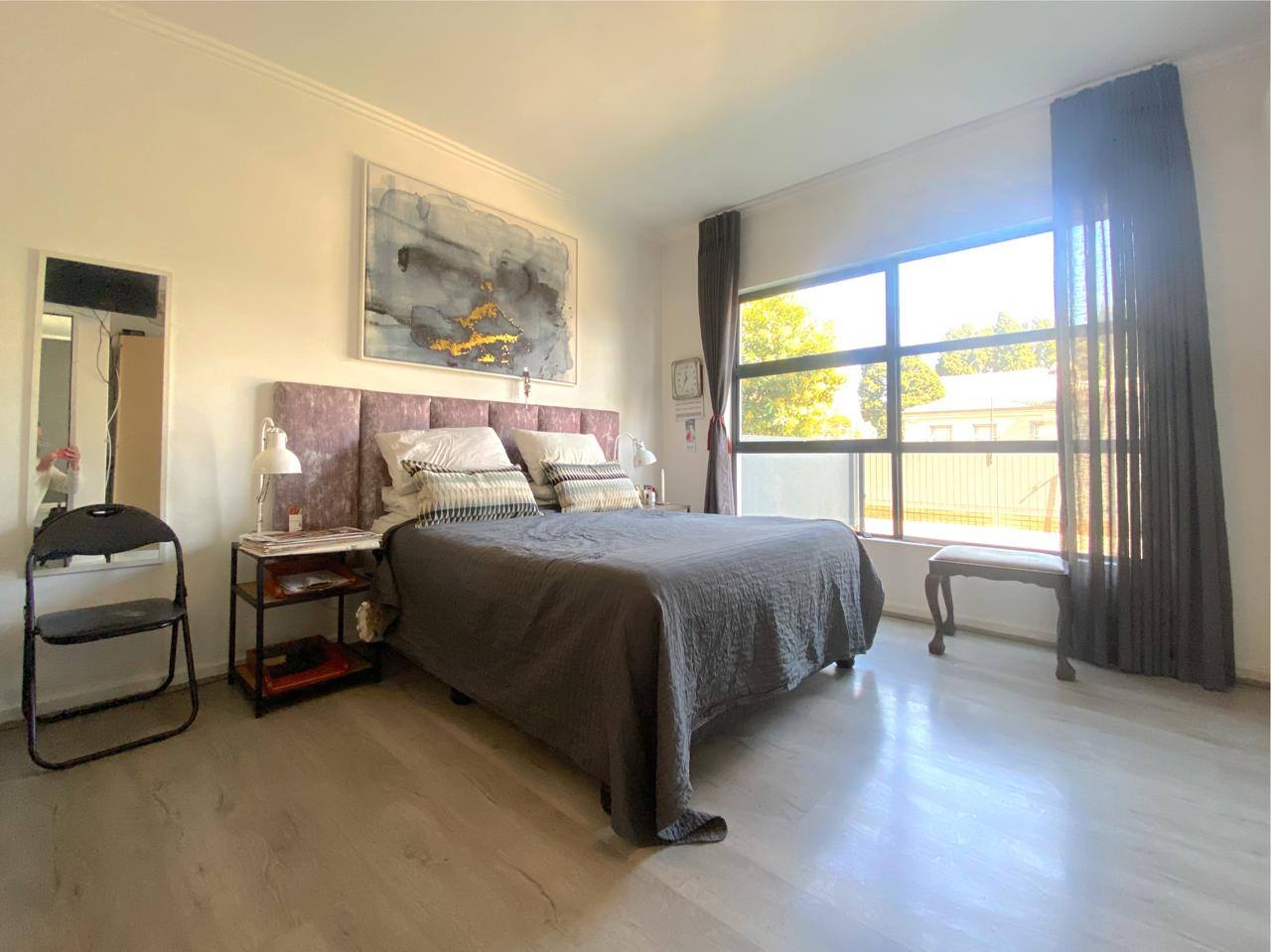 Property photograph 4
