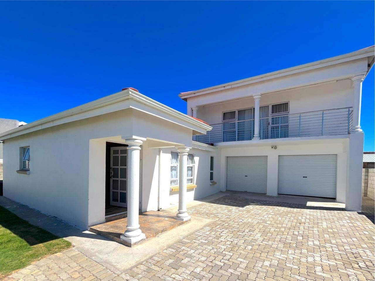 Property photograph 2