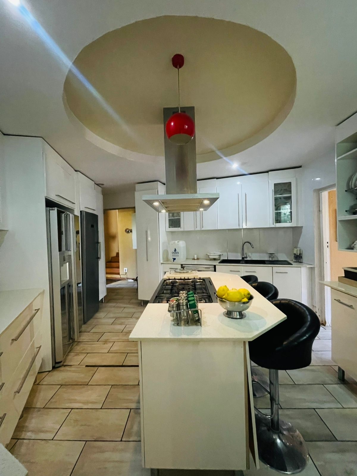 Property photograph 3