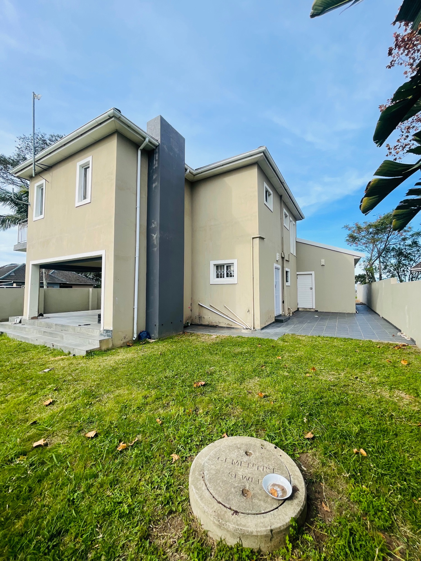 Property photograph 2