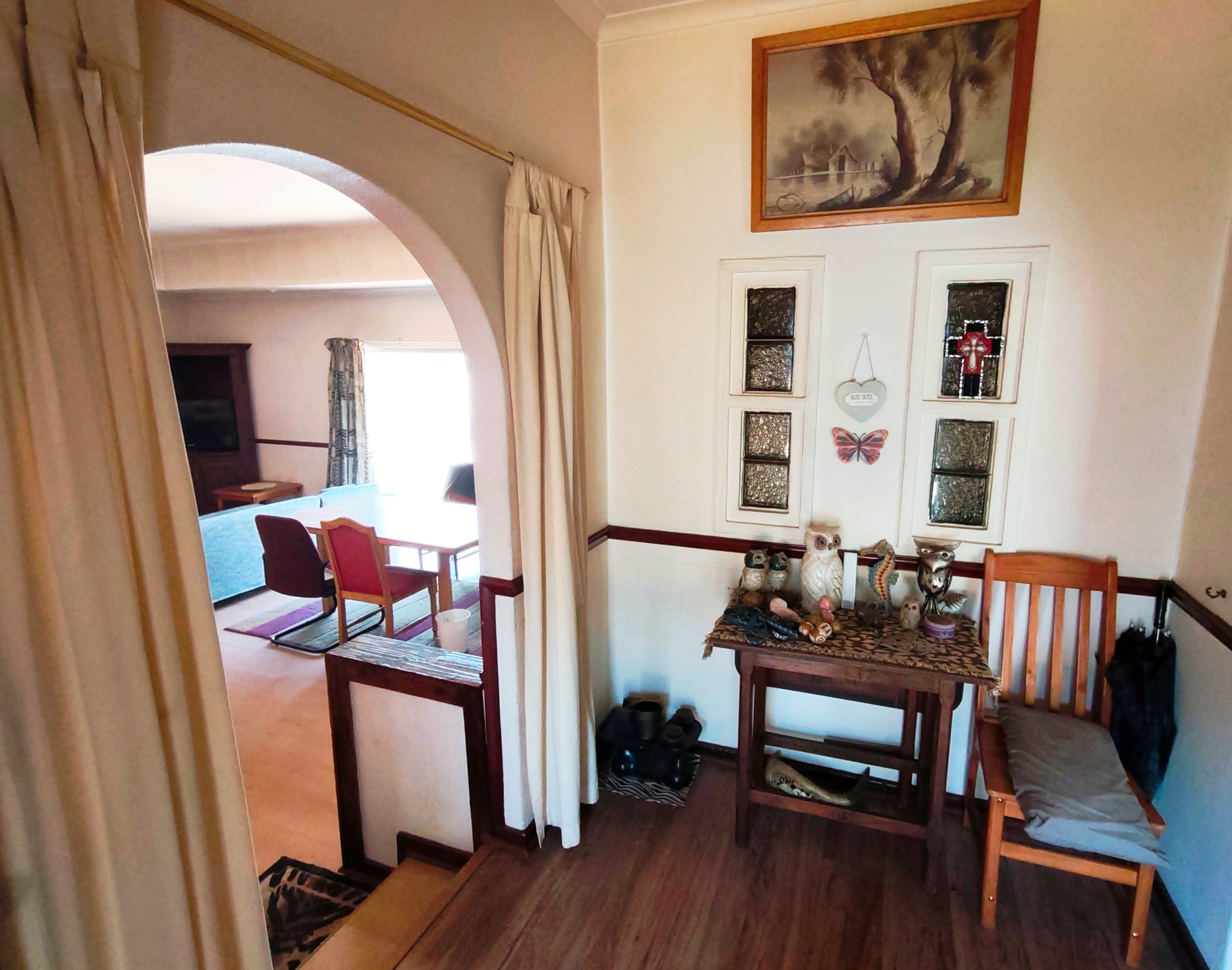 Property photograph 4