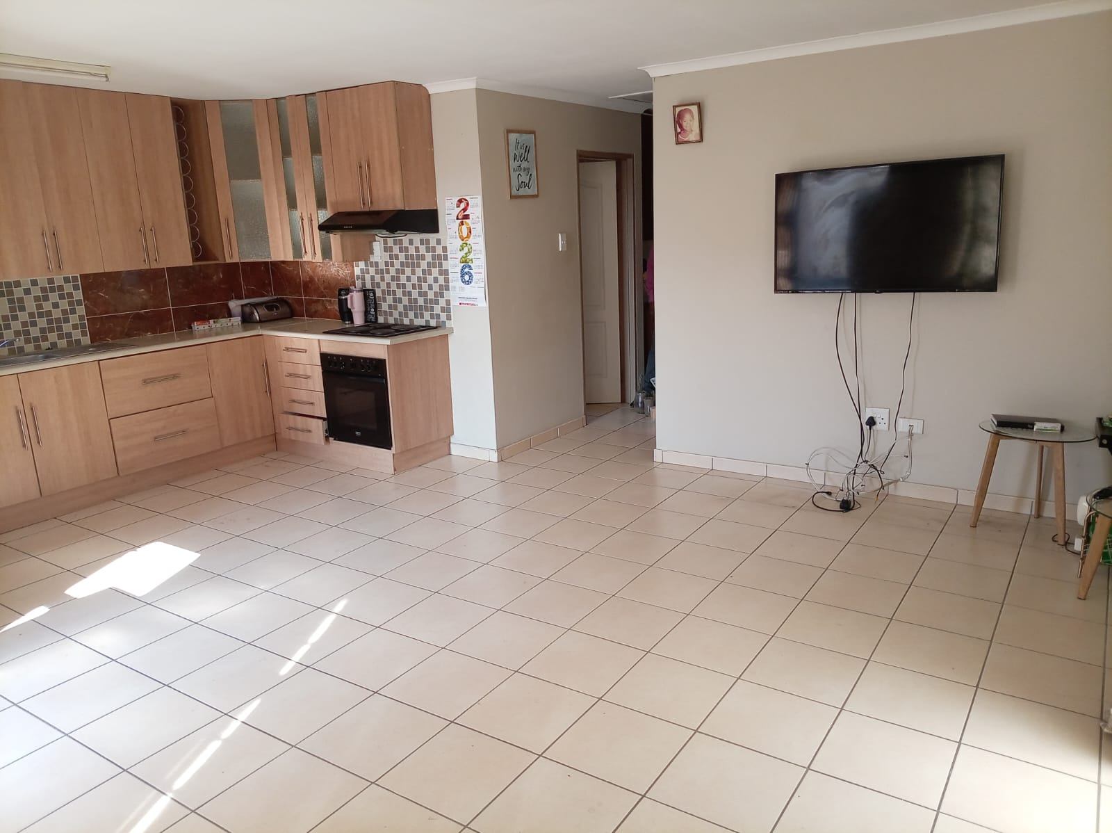 Property photograph 3