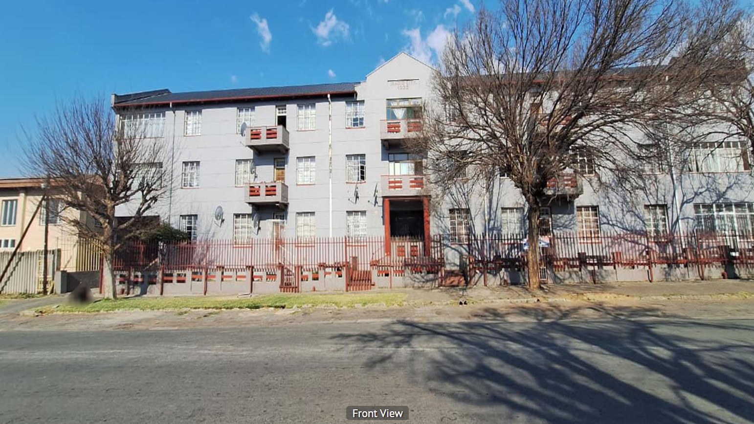 Repossessed 2-Bedroom Apartment in Benoni – R375,000