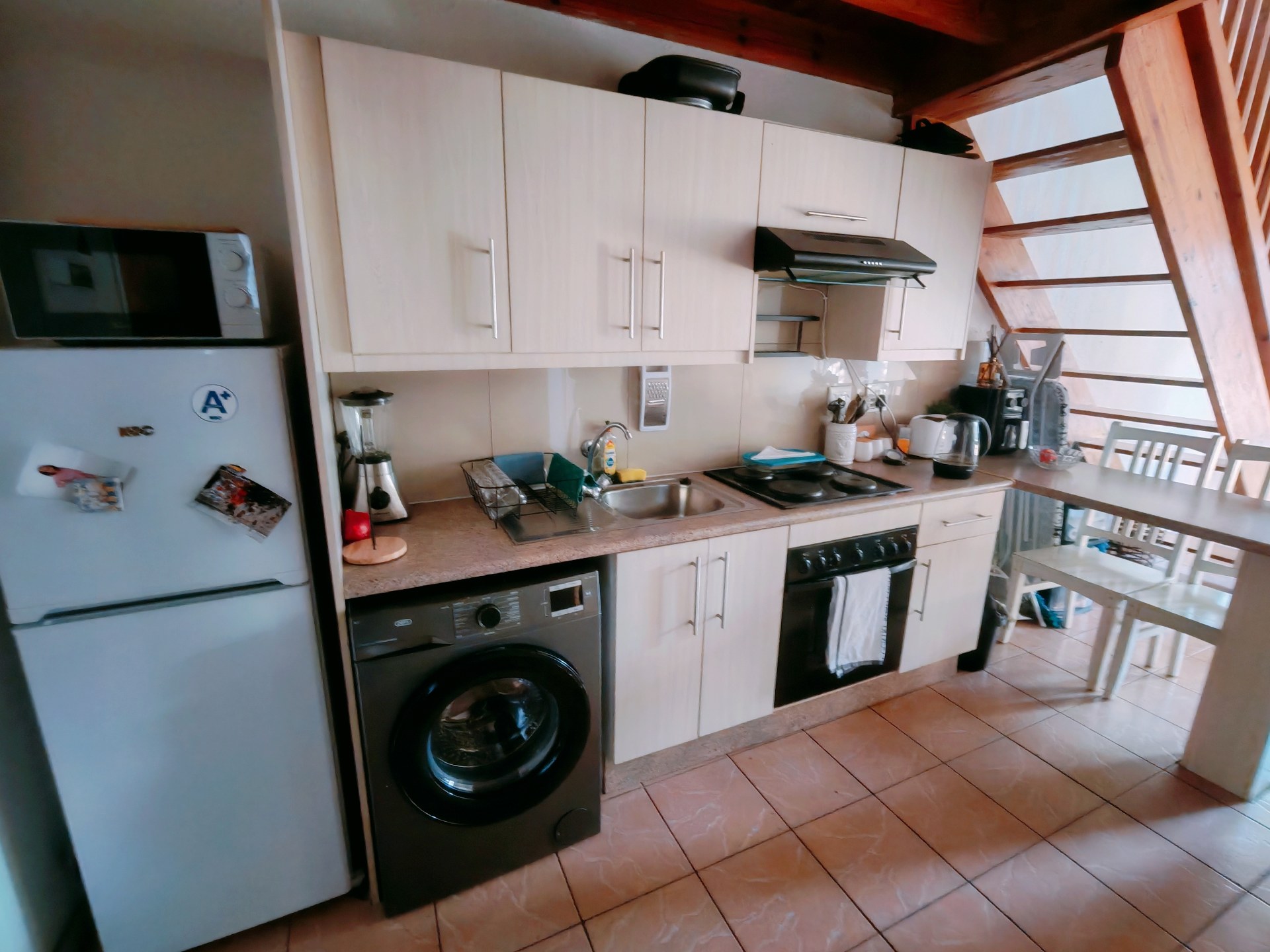 Property photograph 3