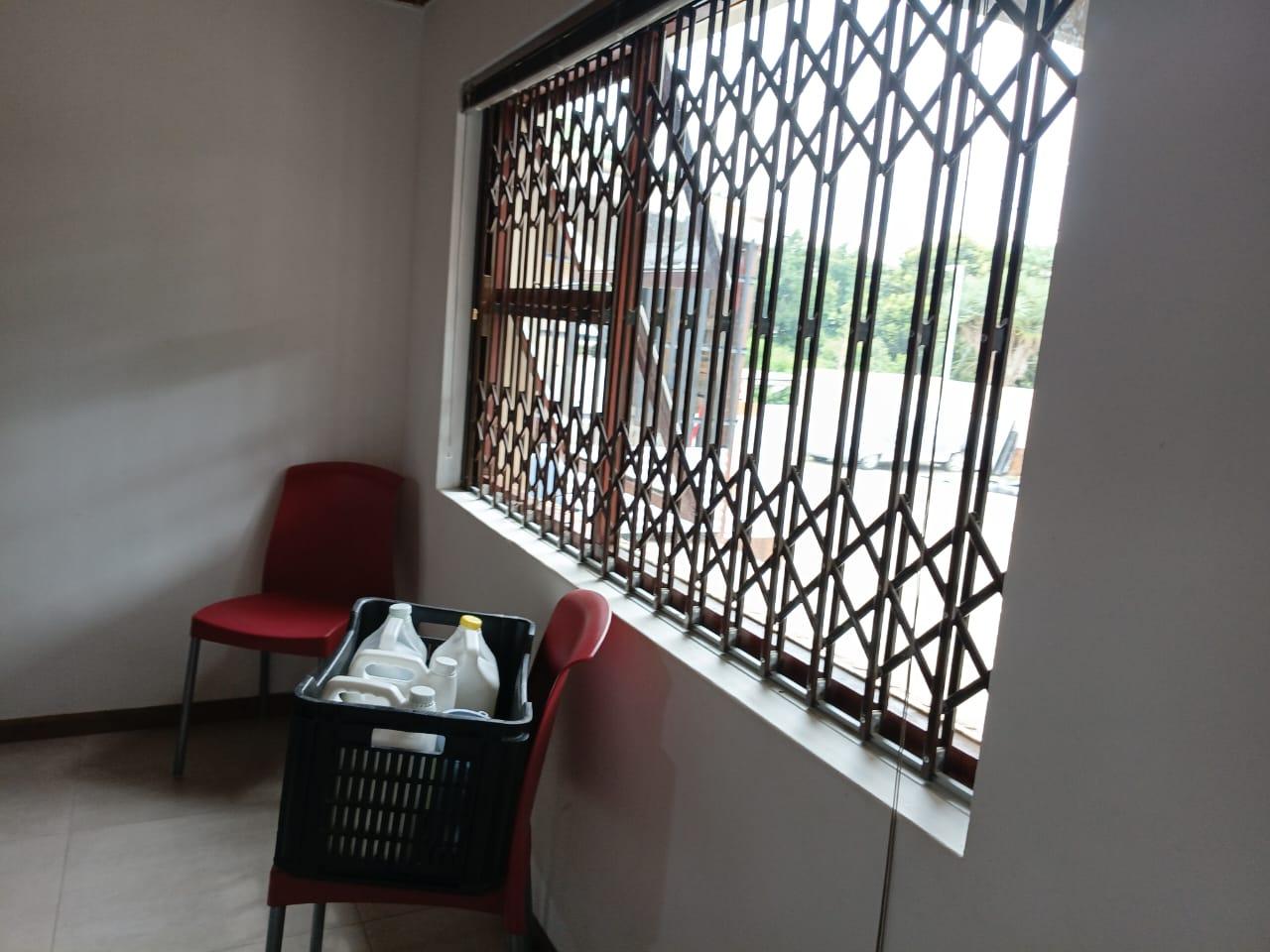 Property photograph 3