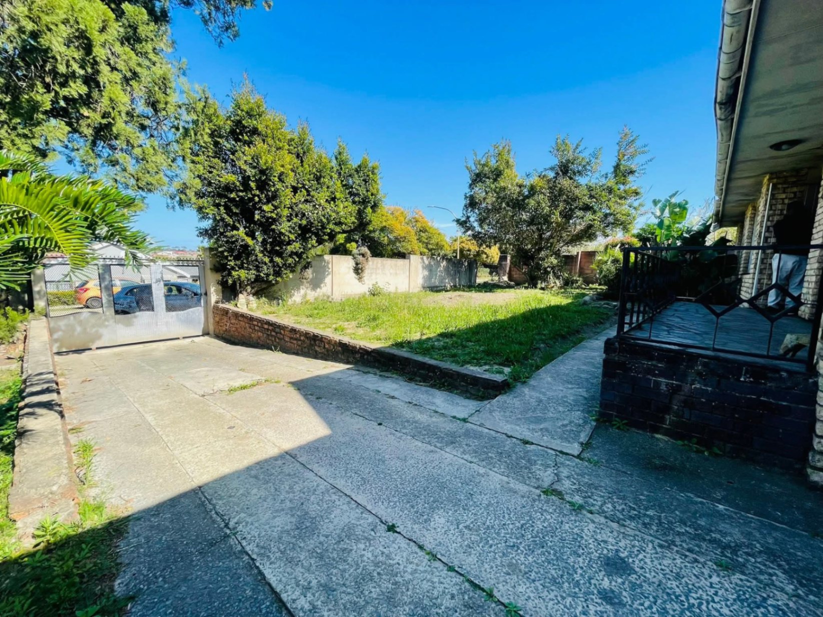 Property photograph 2