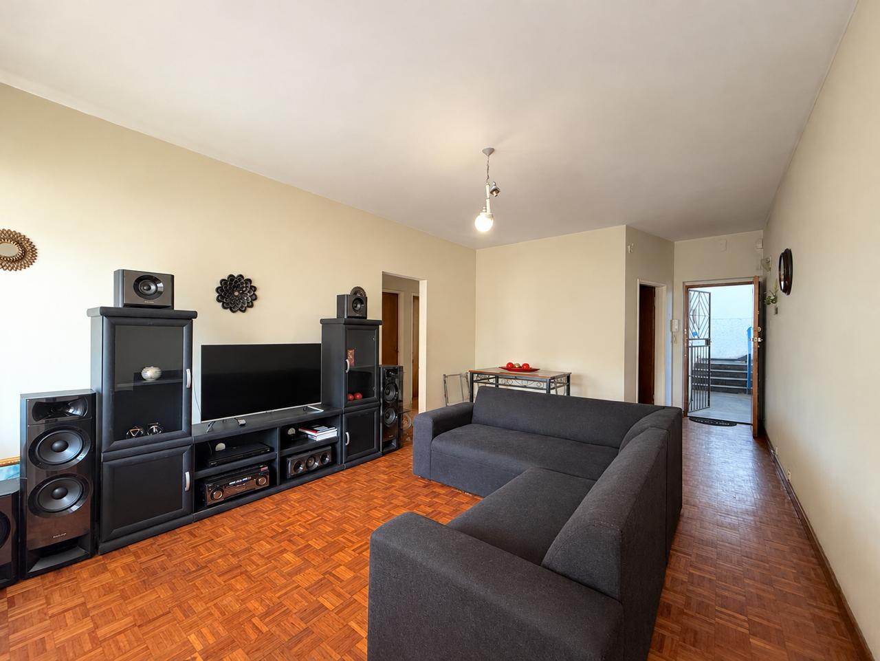 Property photograph 3