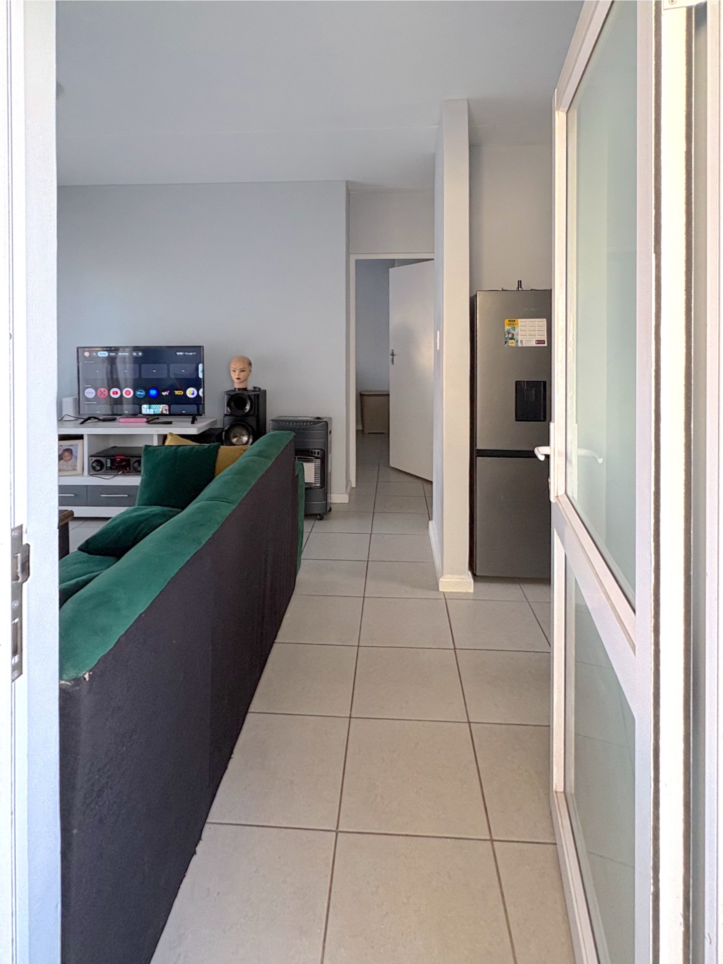 Property photograph 4