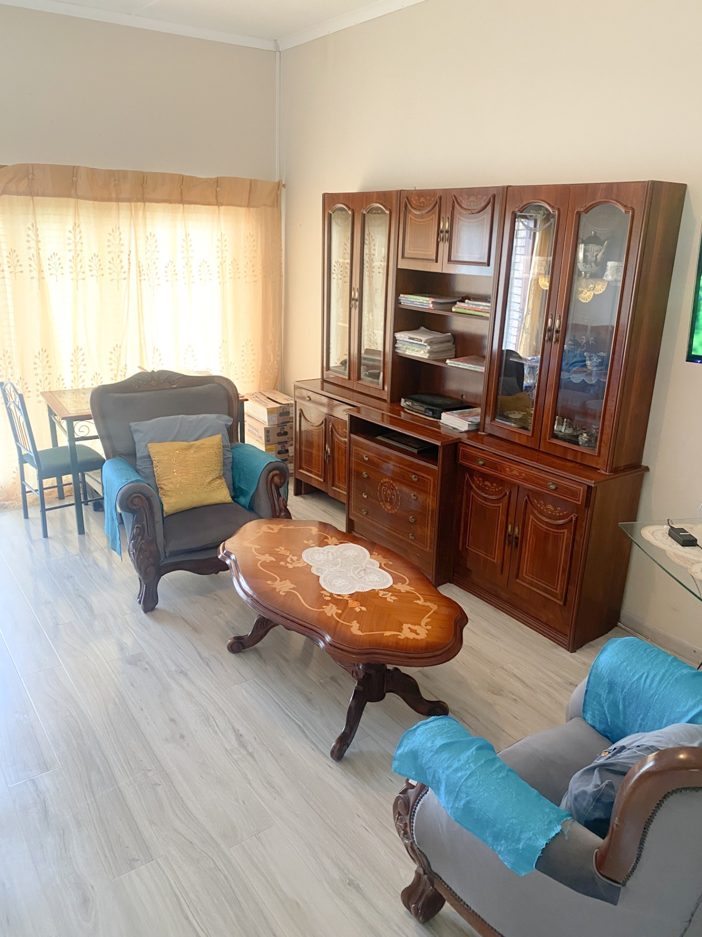 Property photograph 4