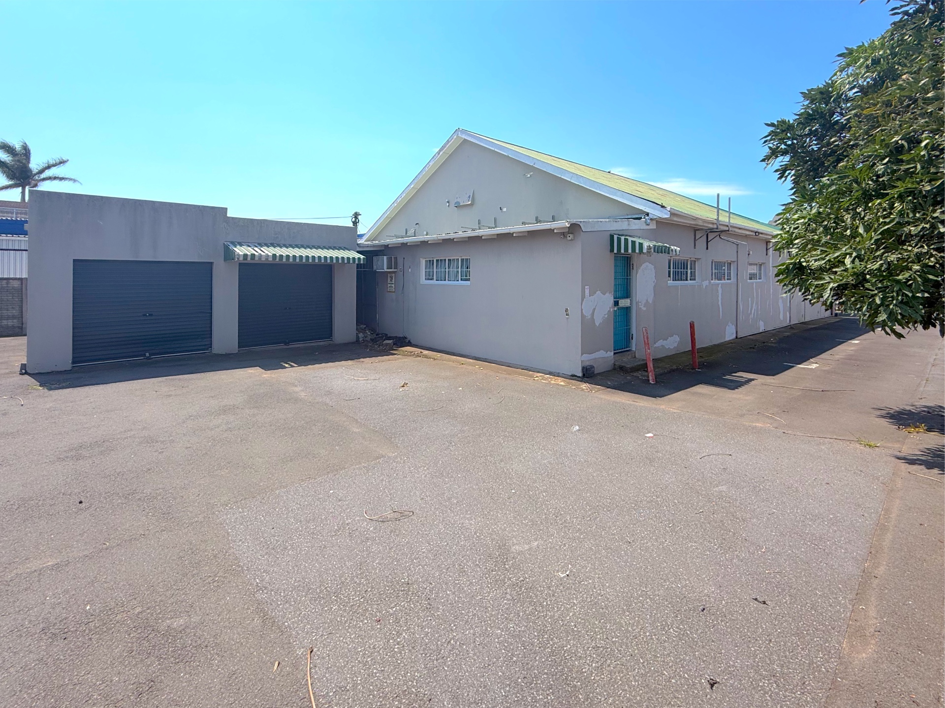 Property photograph 4
