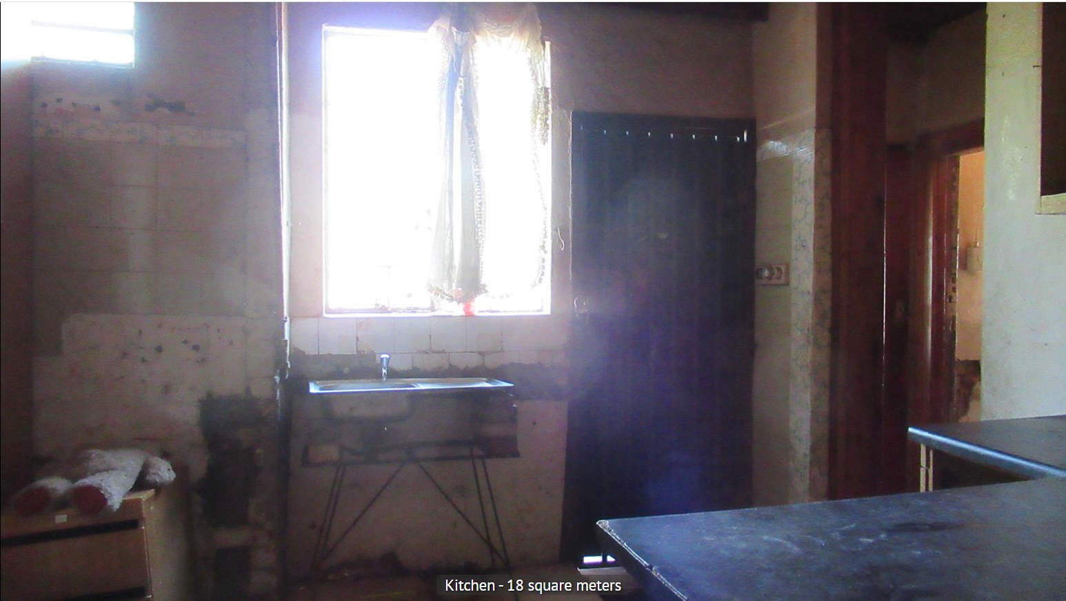 Property photograph 3