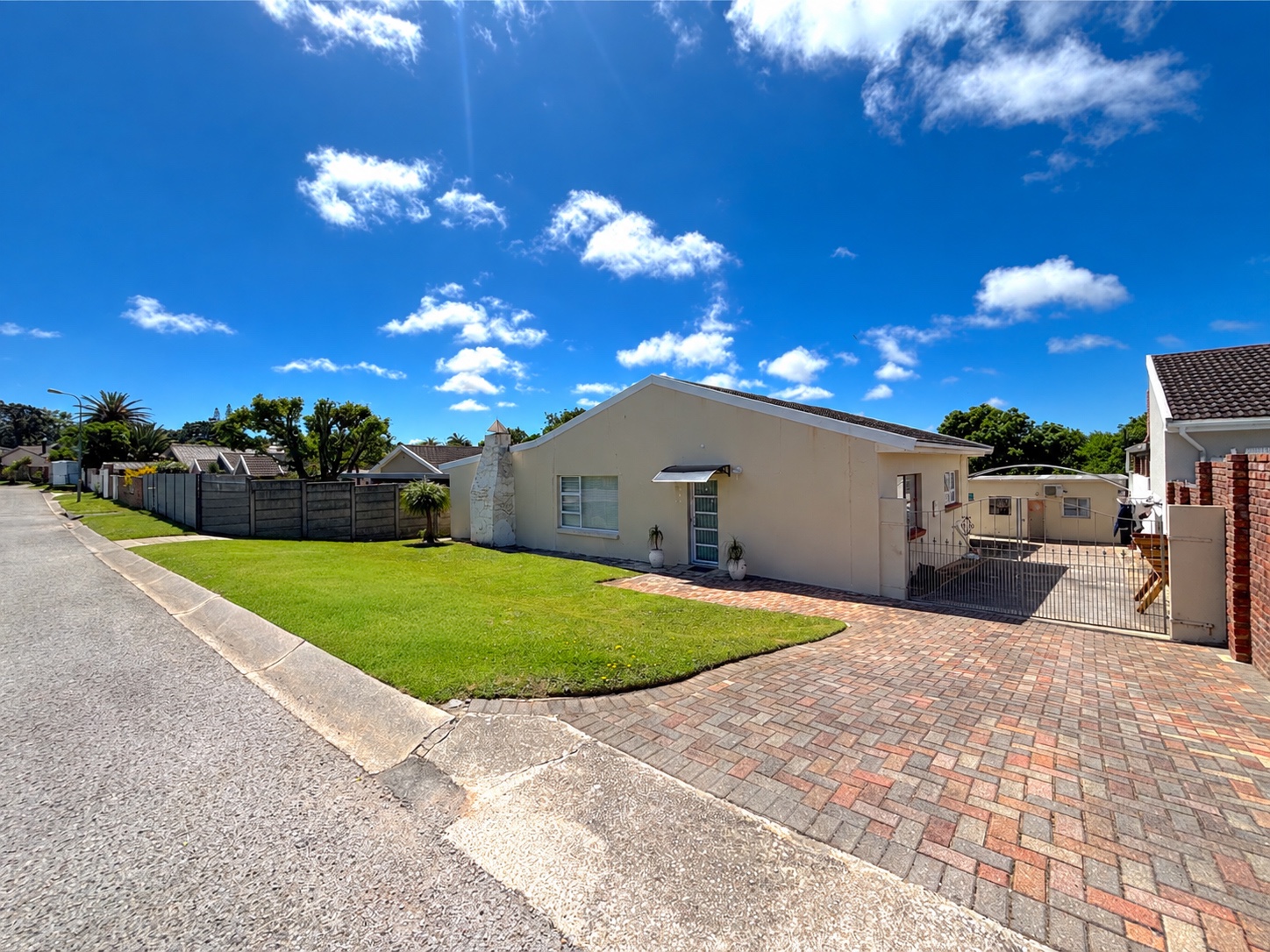 Spacious Three Bedroom Family Home For Sale In The Heart Of Kabega