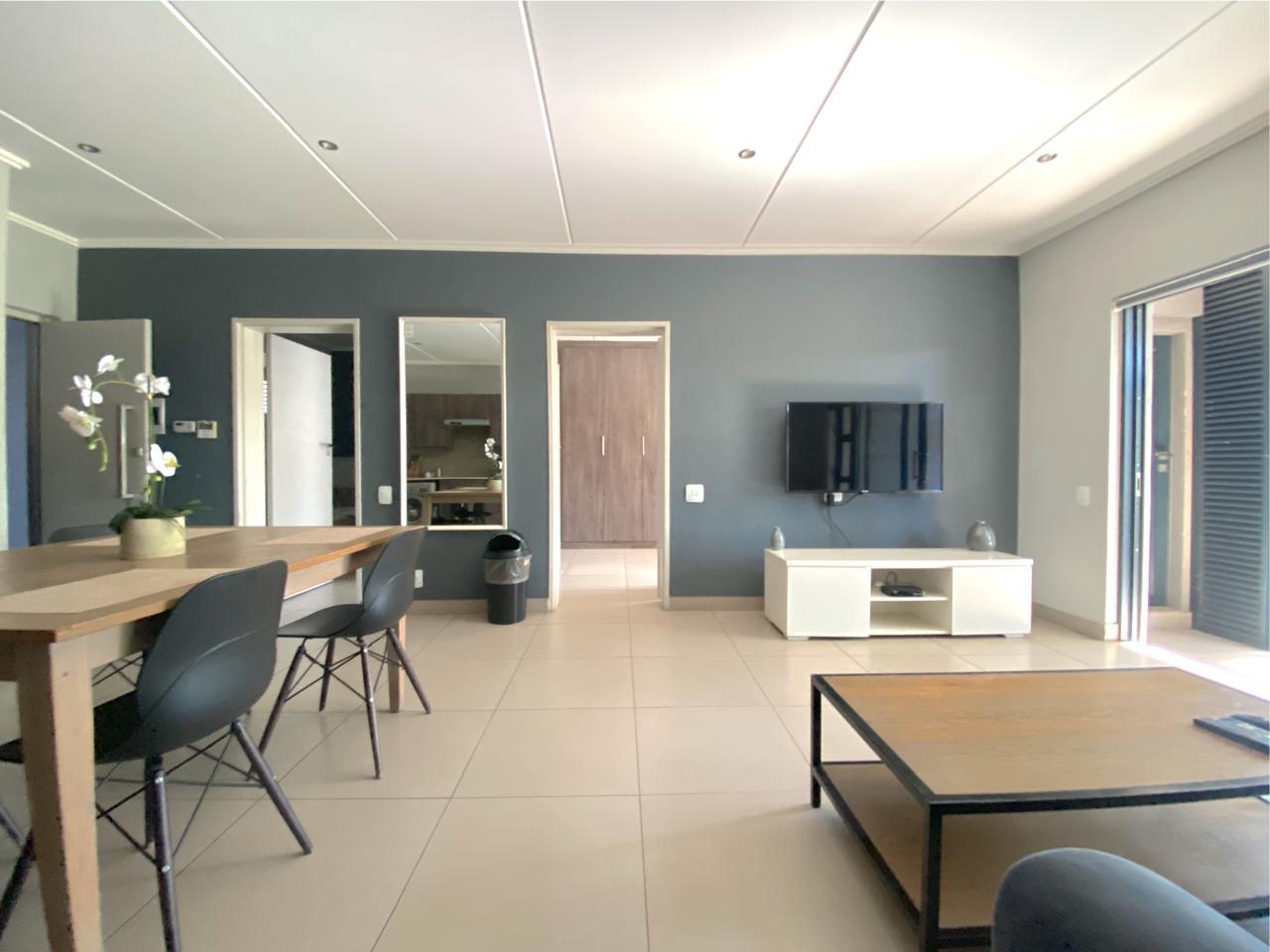 Property photograph 3