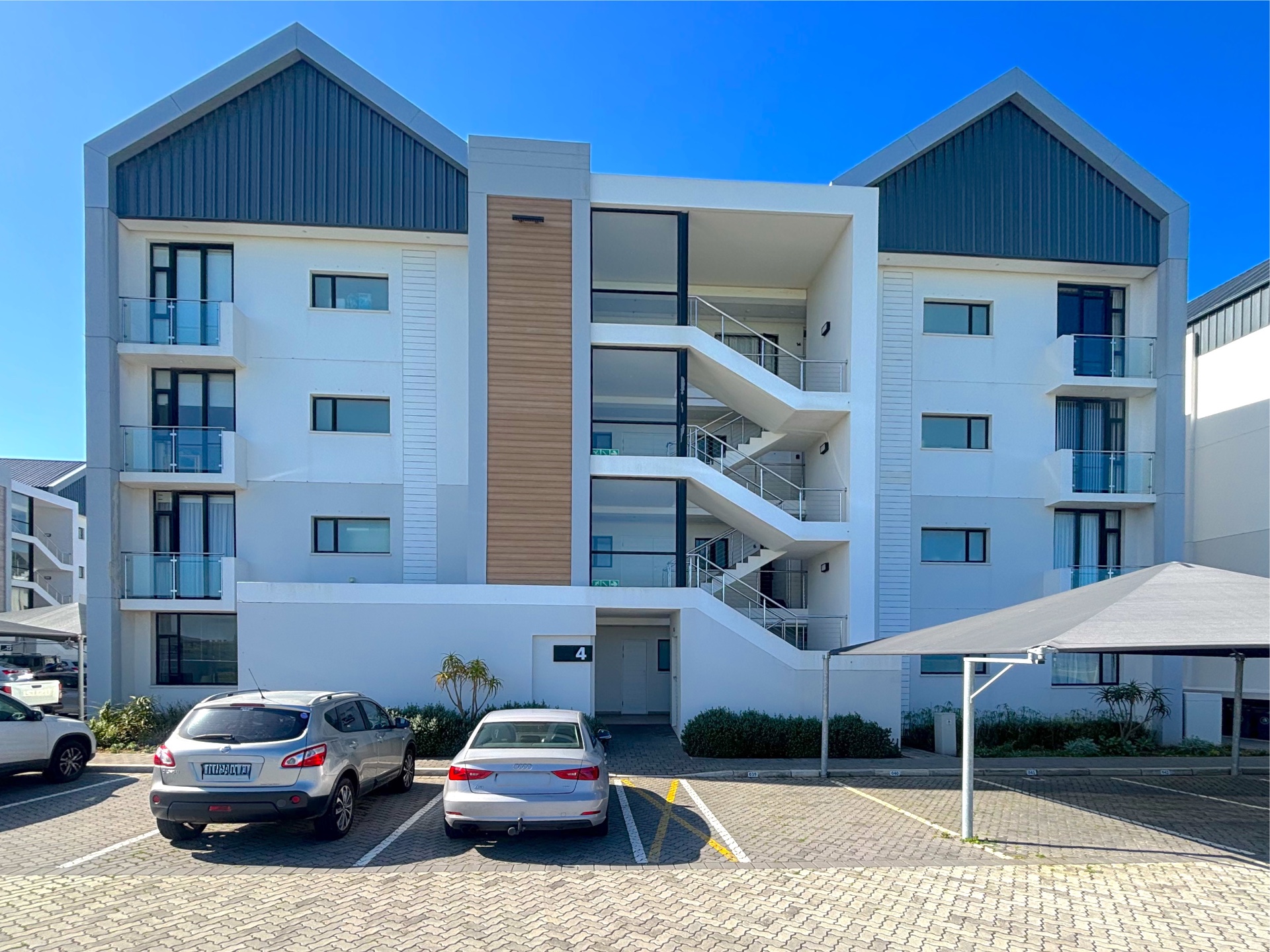 Modern One Bedroom Apartment For Sale In Bella Mare