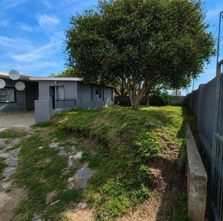 Property photograph 5