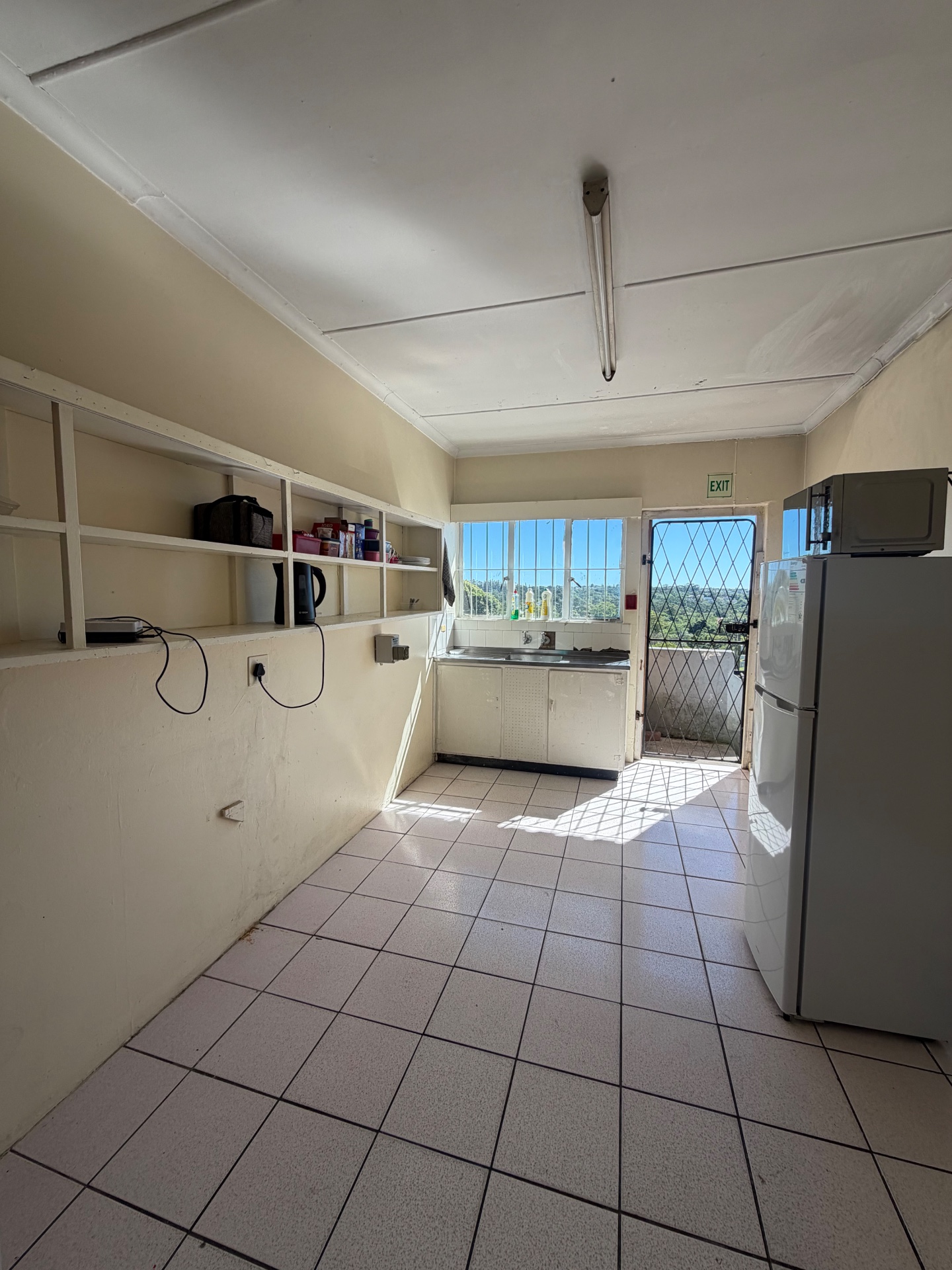 Property photograph 4