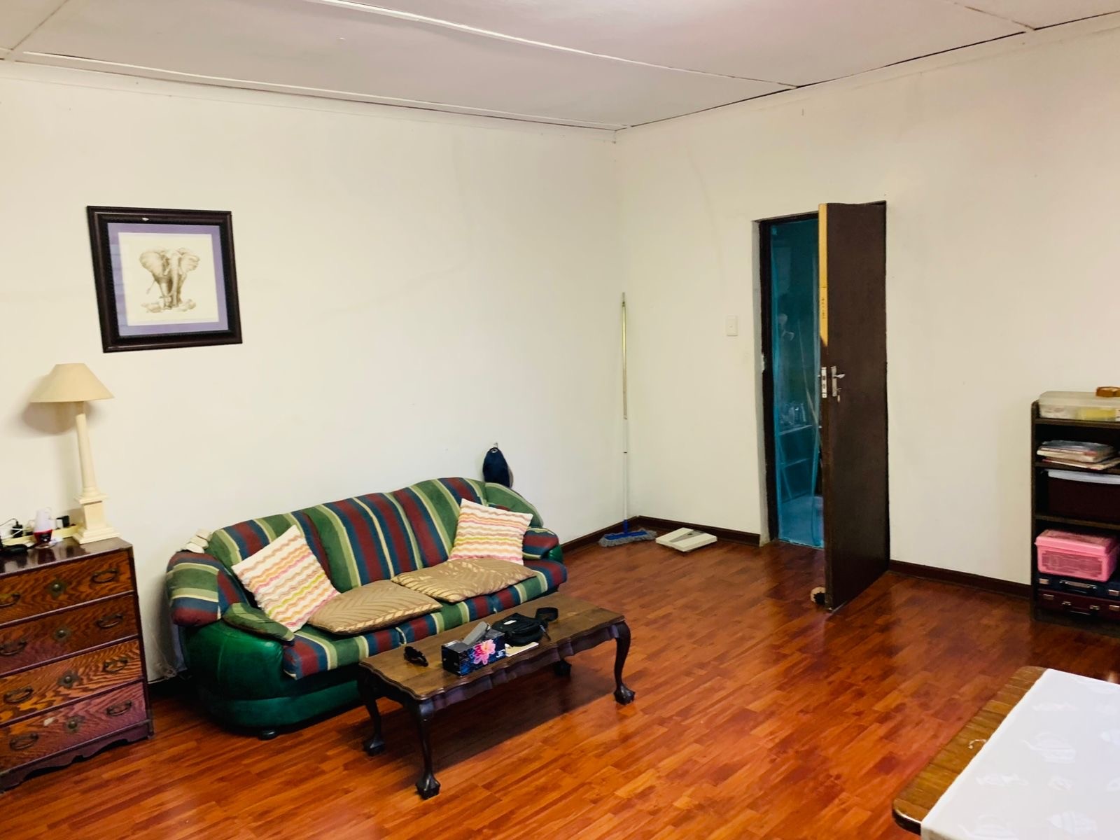 Property photograph 3