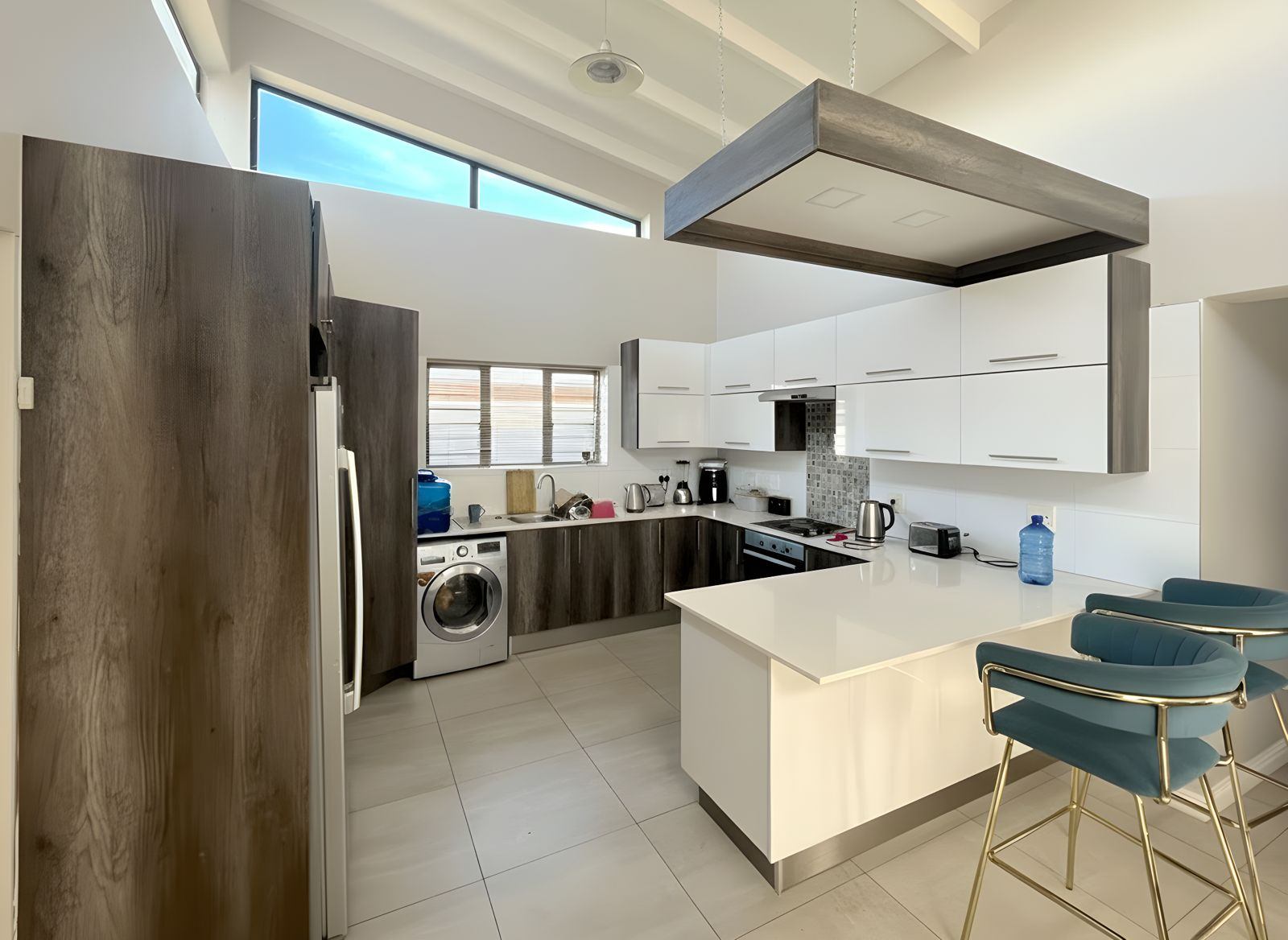 Property photograph 4