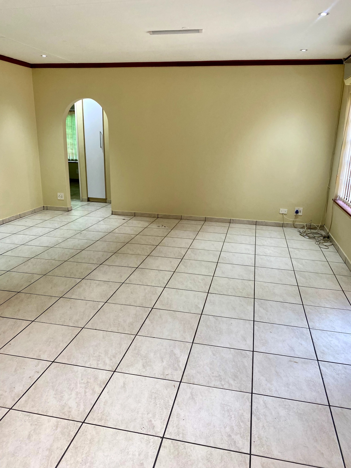 Property photograph 4