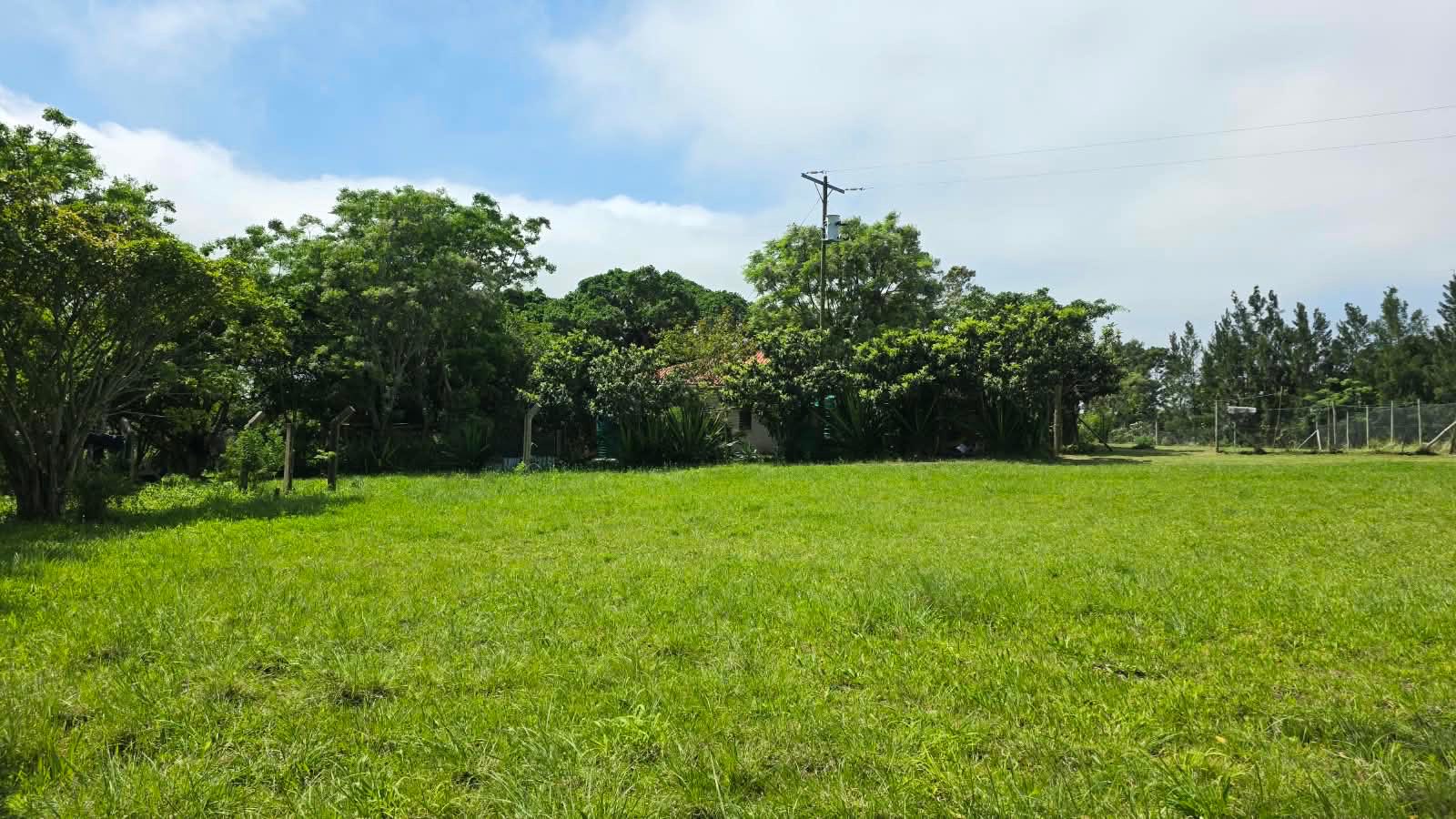 Property photograph 5