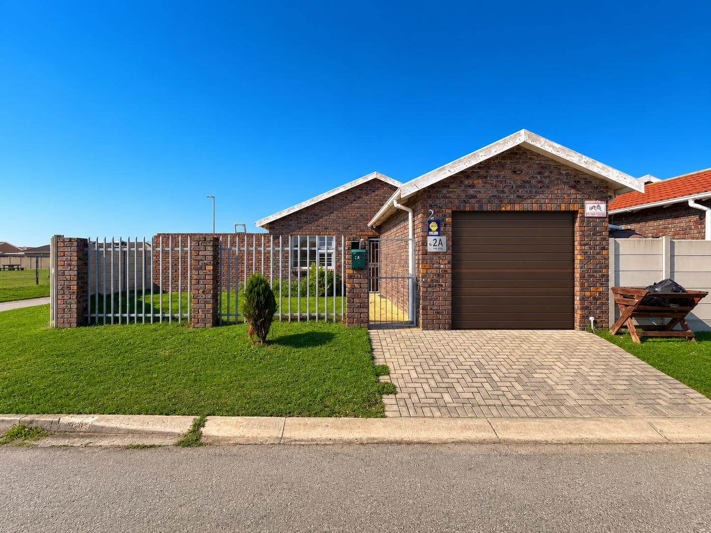 Spacious 3-Bedroom Family Home in Parsons Ridge